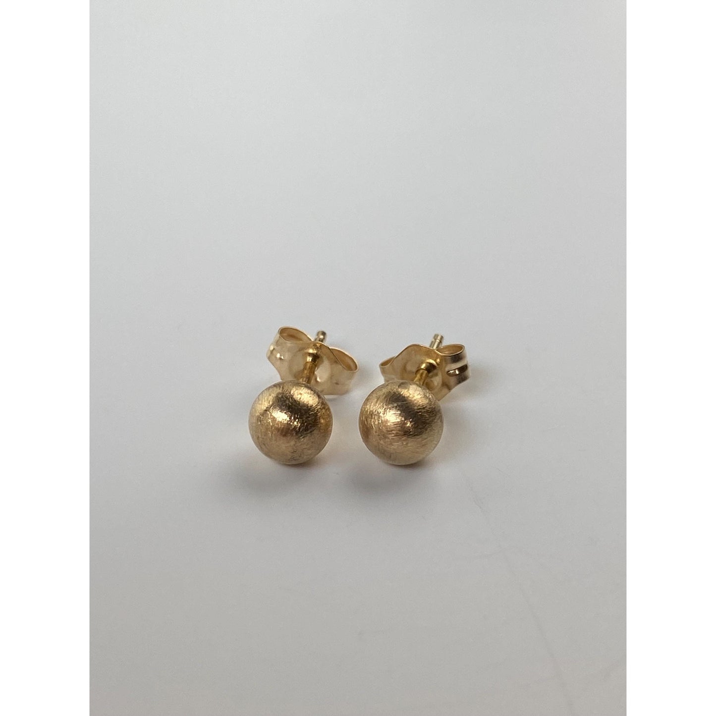 Vintage 14k Yellow Gold Textured Ball Stud Earrings