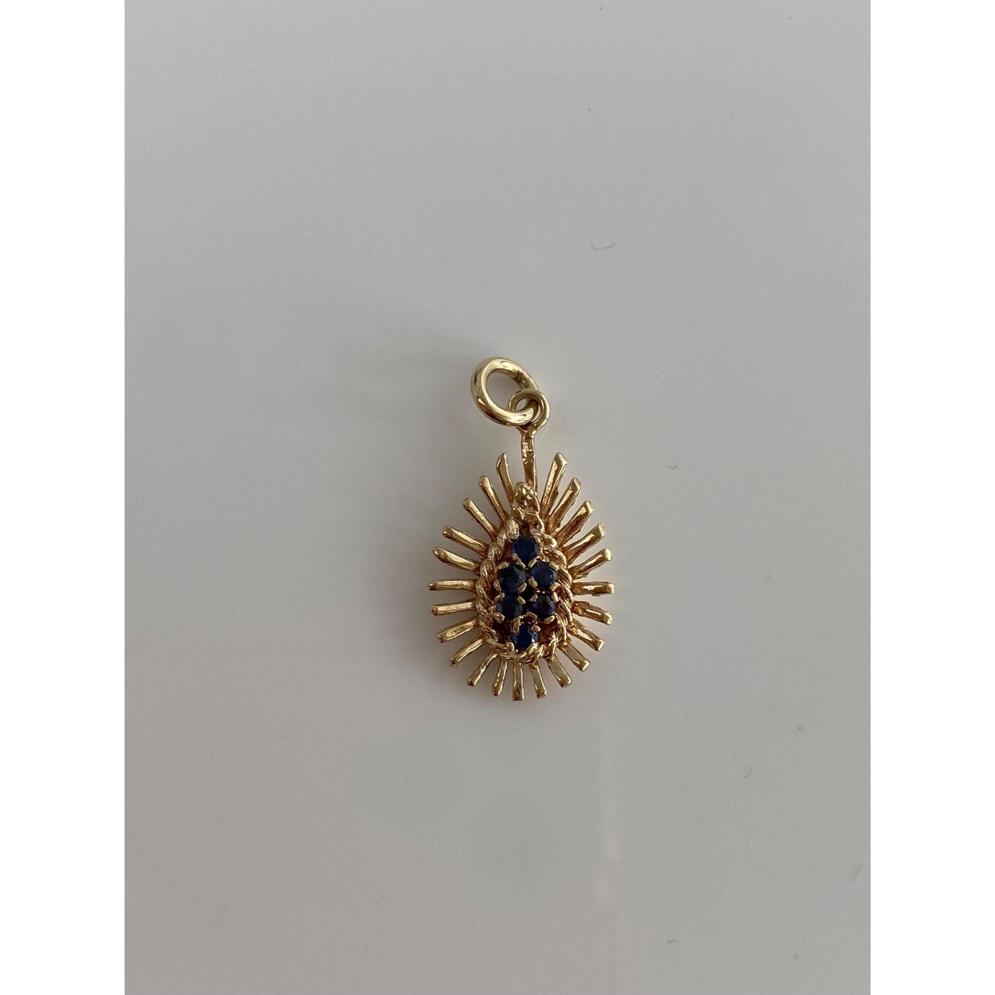 Vintage Solid 14k Yellow Gold Sapphire Starburst Charm