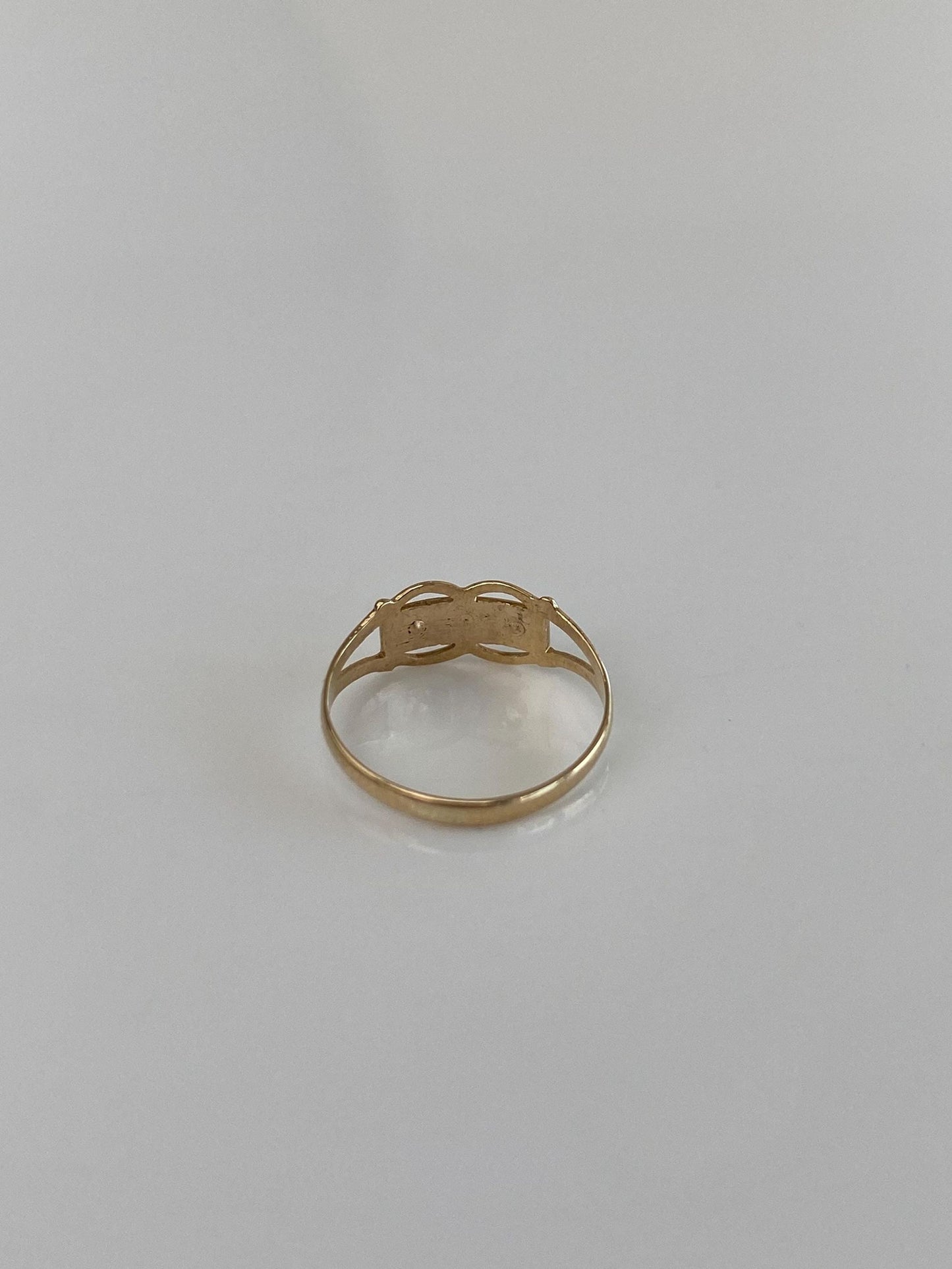 Vintage Solid 9k Yellow Gold Seed Pearl Red Cubic Zirconia Baby Ring