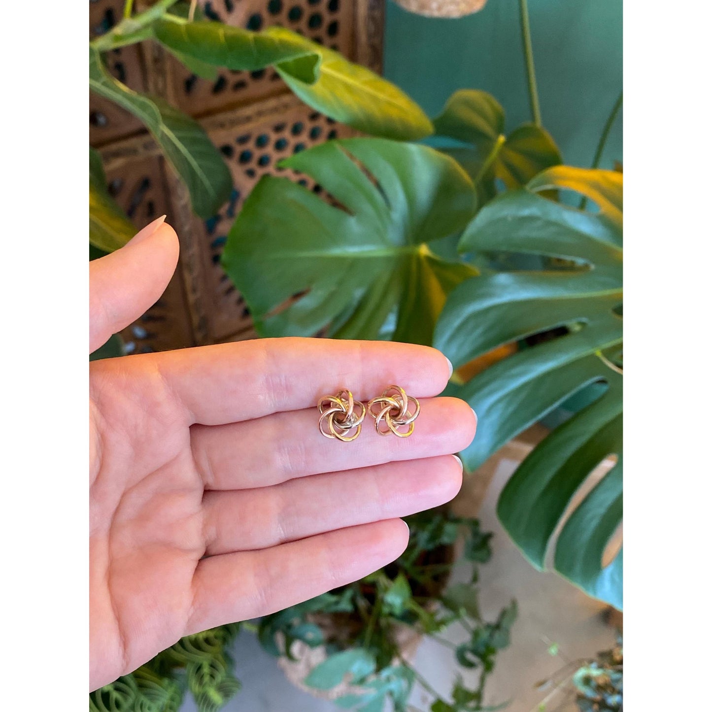 Vintage 14k Tri Tone Gold Knot Stud Earrings