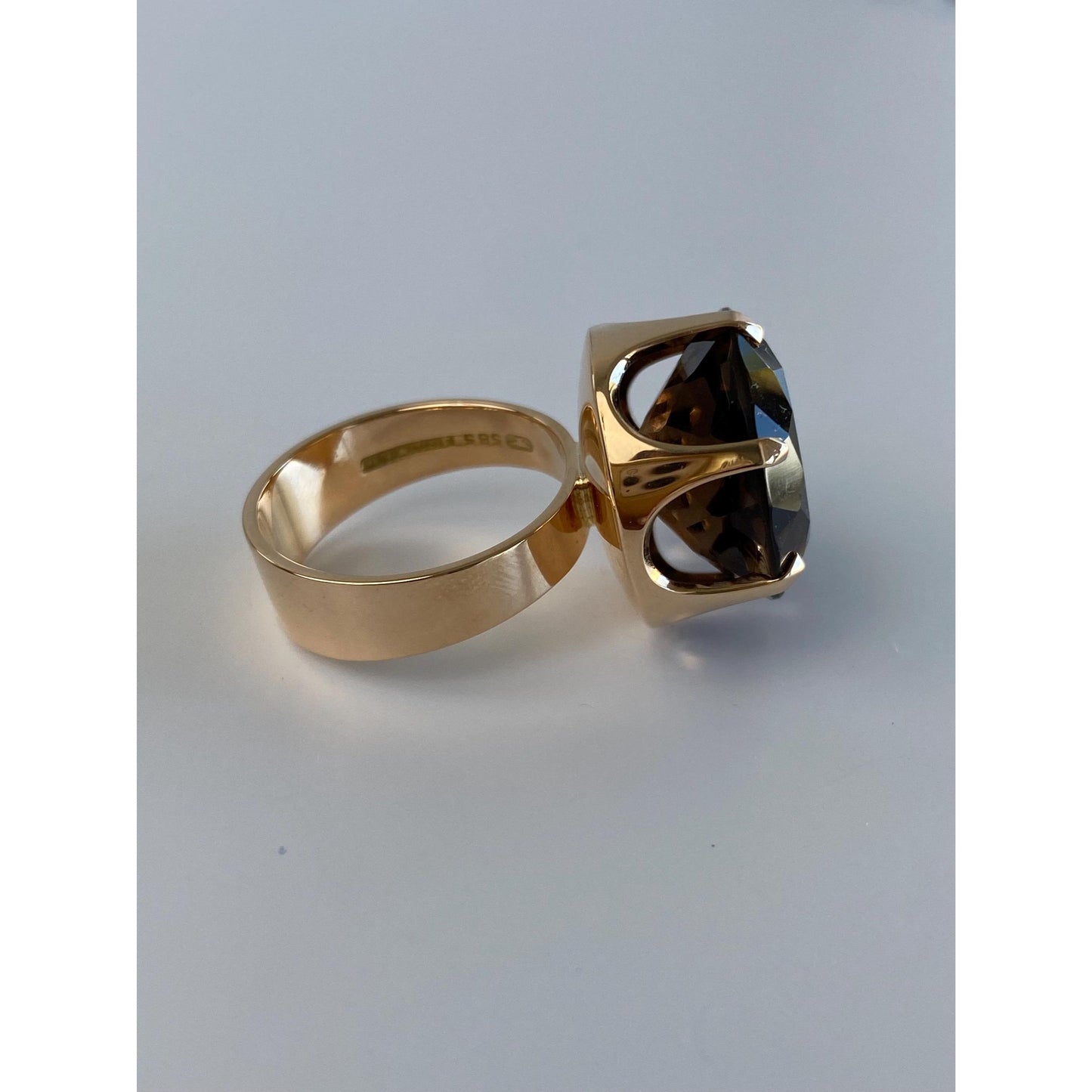 Vintage Solid 14k Rosey Gold Smokey Quartz Cocktail Ring - Size 7.5