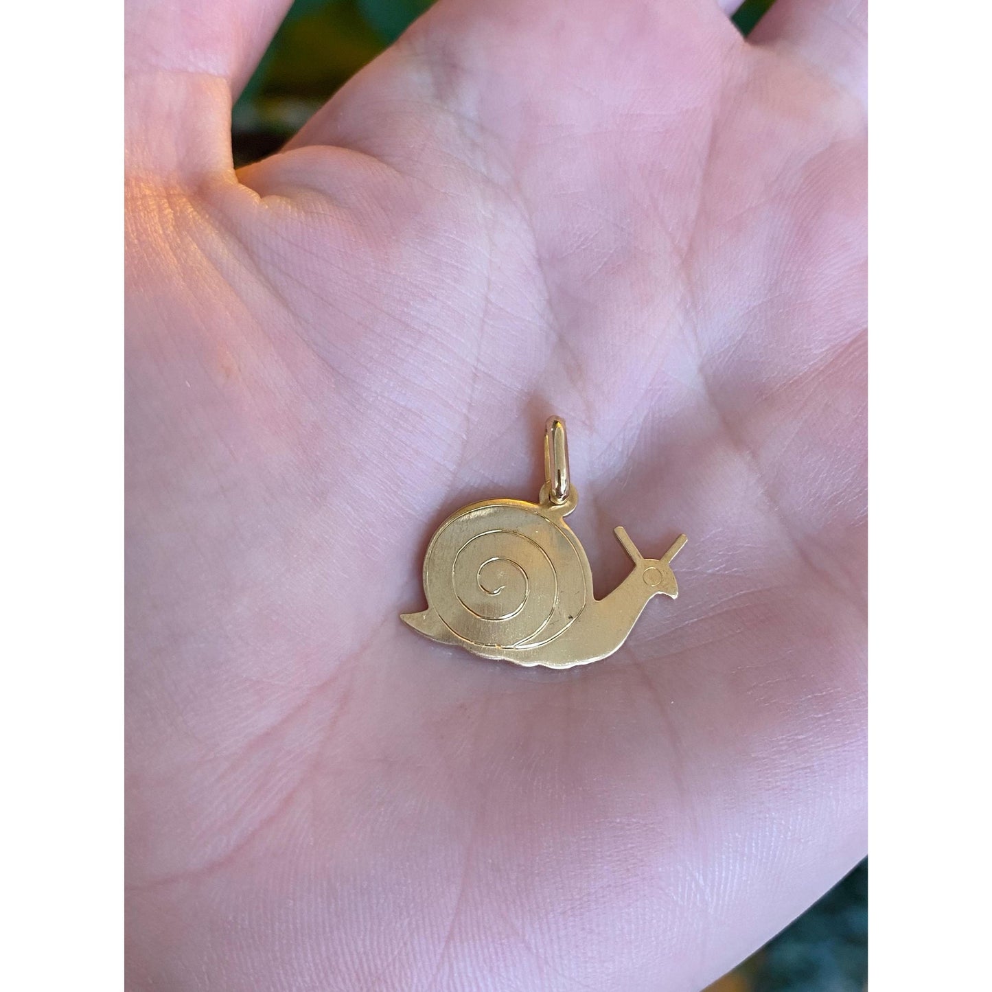 Vintage Solid 18k Yellow Gold Snail Charm