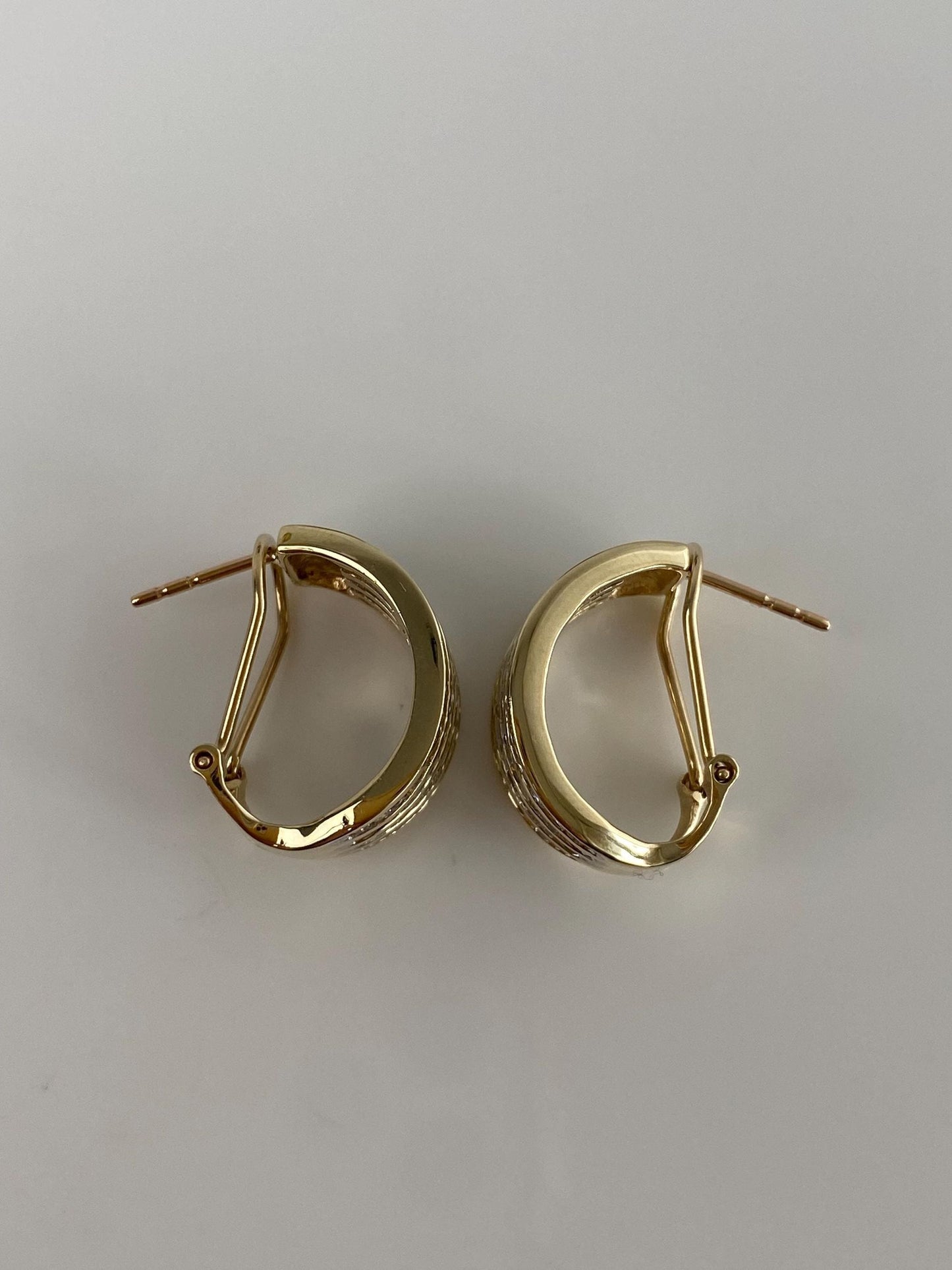Vintage Solid 10k Yellow Gold Diamond Drop Earrings