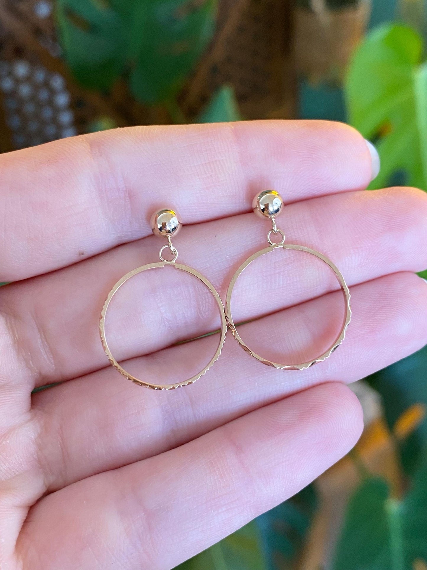 Vintage 18k Yellow Gold Designed Ring Dangle Stud Earrings