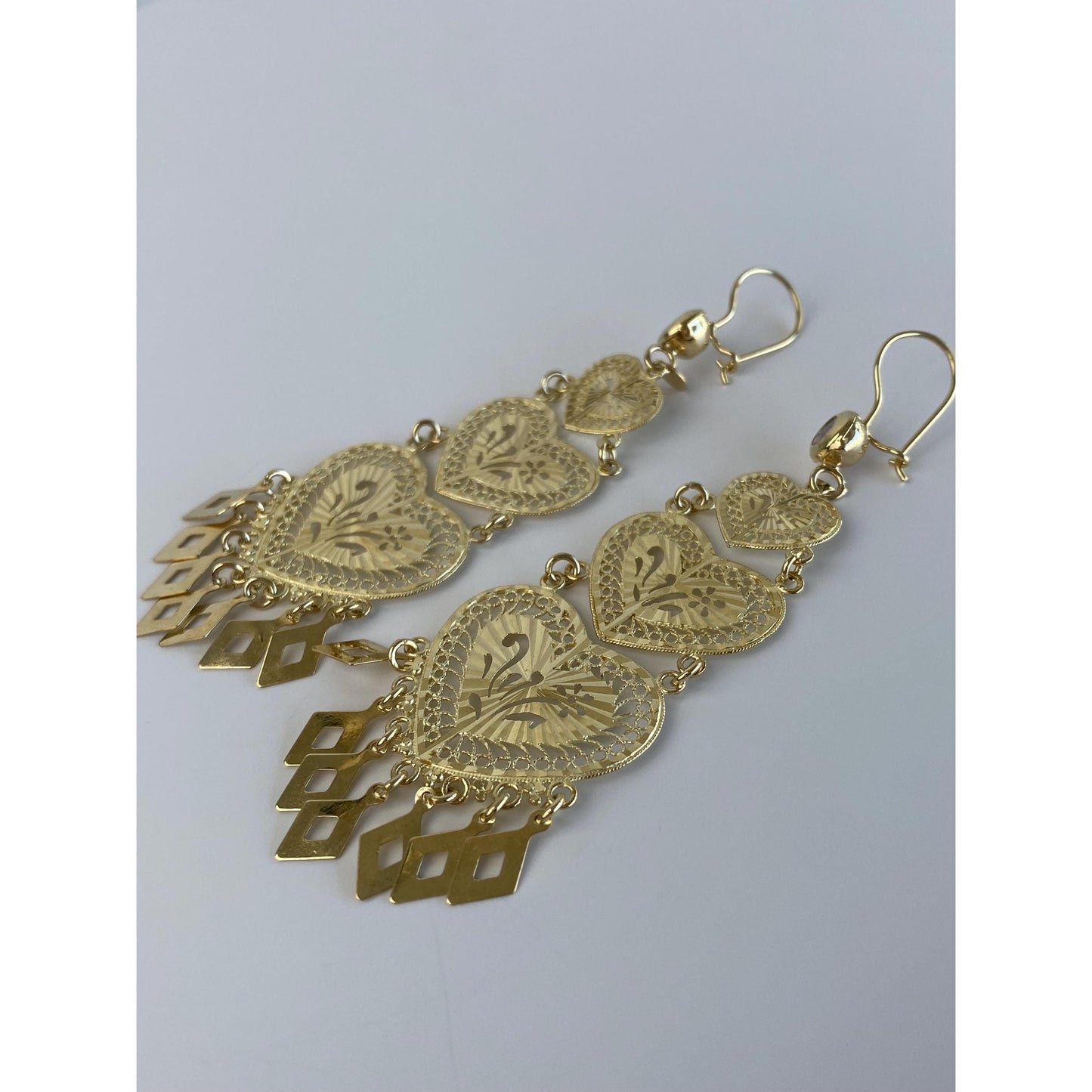 Vintage Solid 14k Yellow Gold Cubic Zirconia Filigree Heart Fringe Dangle Earrings