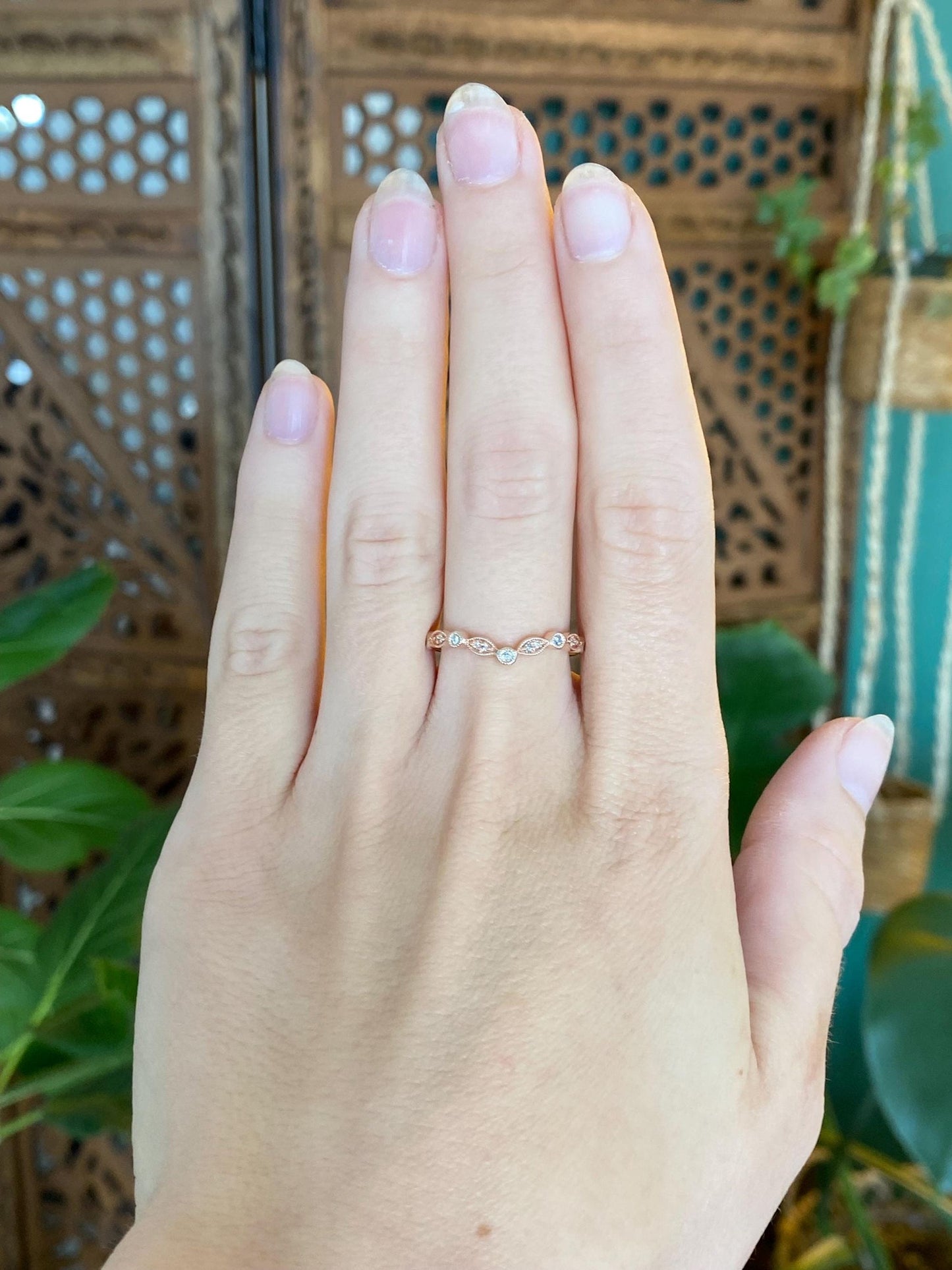Vintage Solid 10k Rose Gold Diamond Chevron Ring - Size 6.75