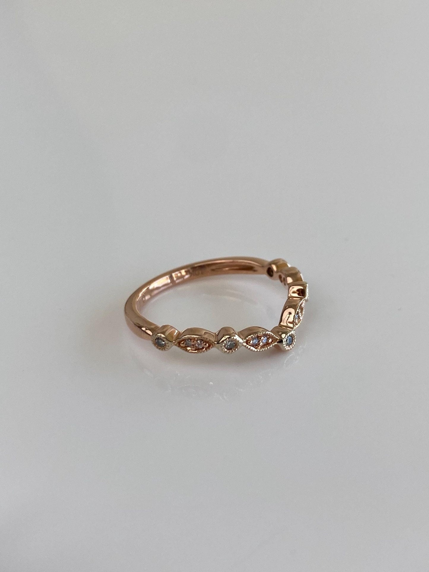Vintage Solid 10k Rose Gold Diamond Chevron Ring - Size 6.75