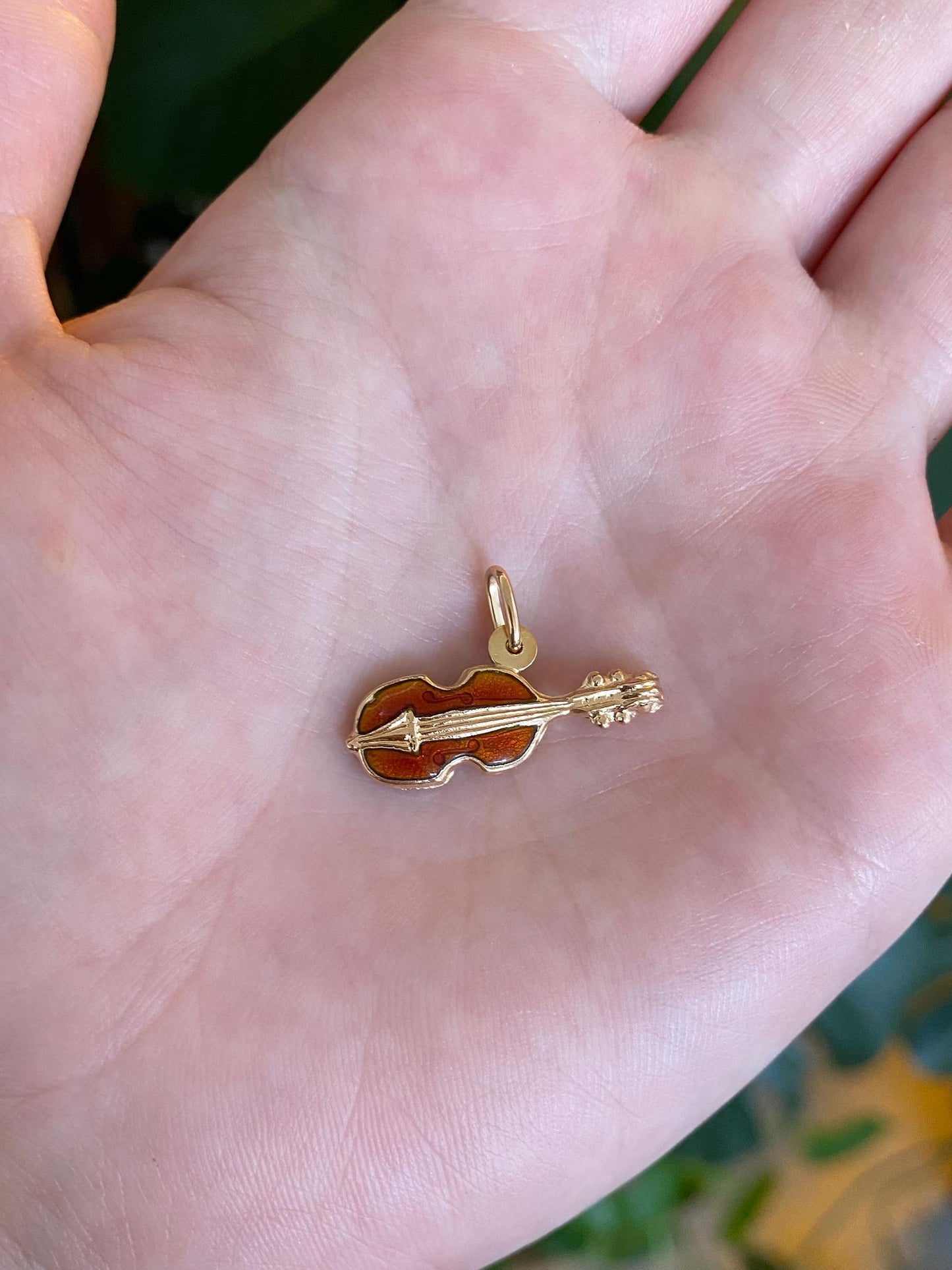 Vintage 18k Yellow Gold Enamel Violin Charm