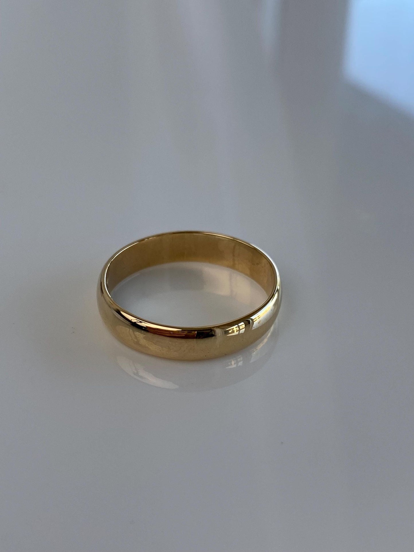 Vintage Solid 14k Yellow Gold Ring Band - Size 9.75