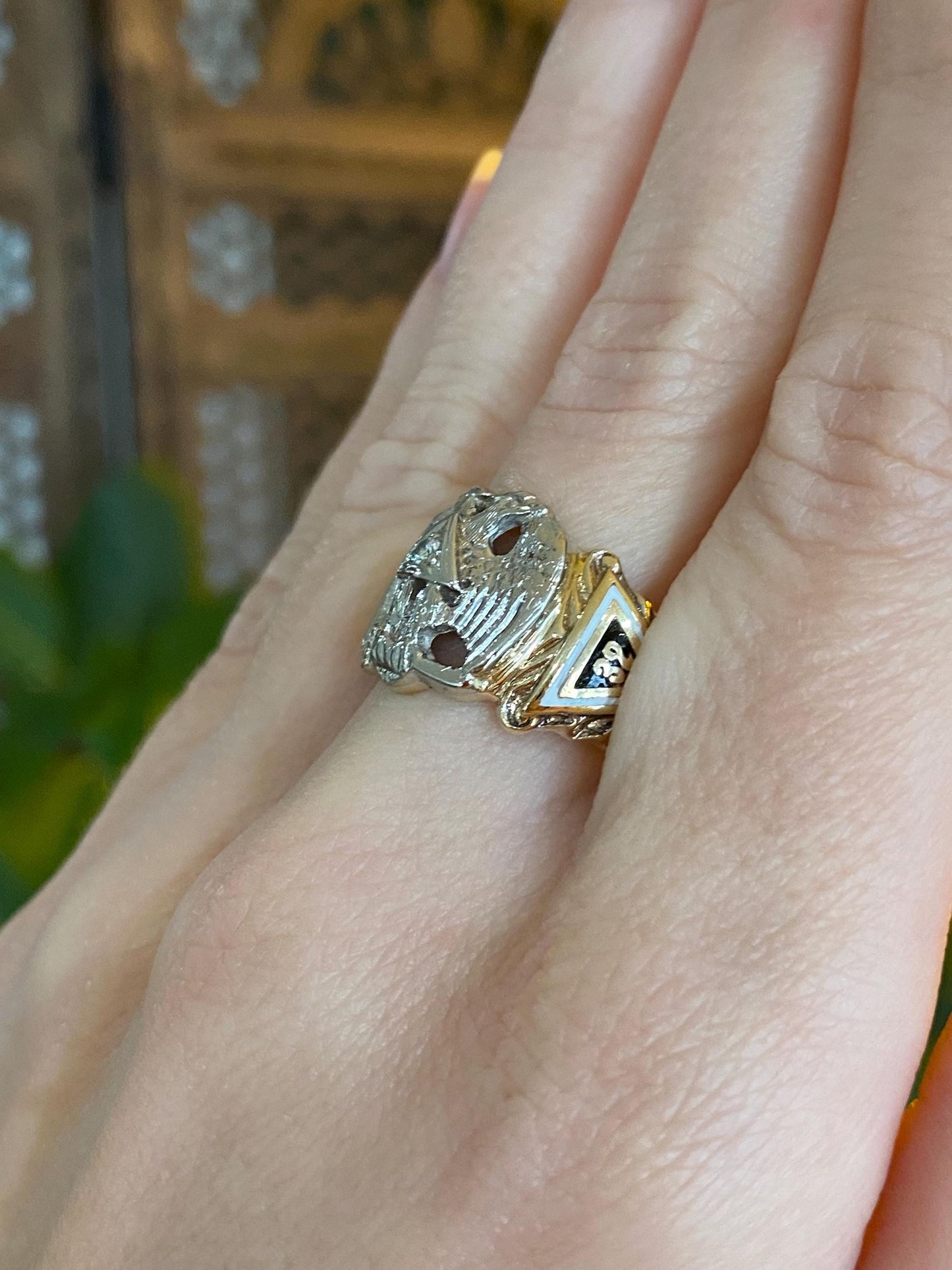 Vintage Solid 10k White & Yellow Gold Masion Diamond Enamel Double Eagle Ring Band - Size 9.25