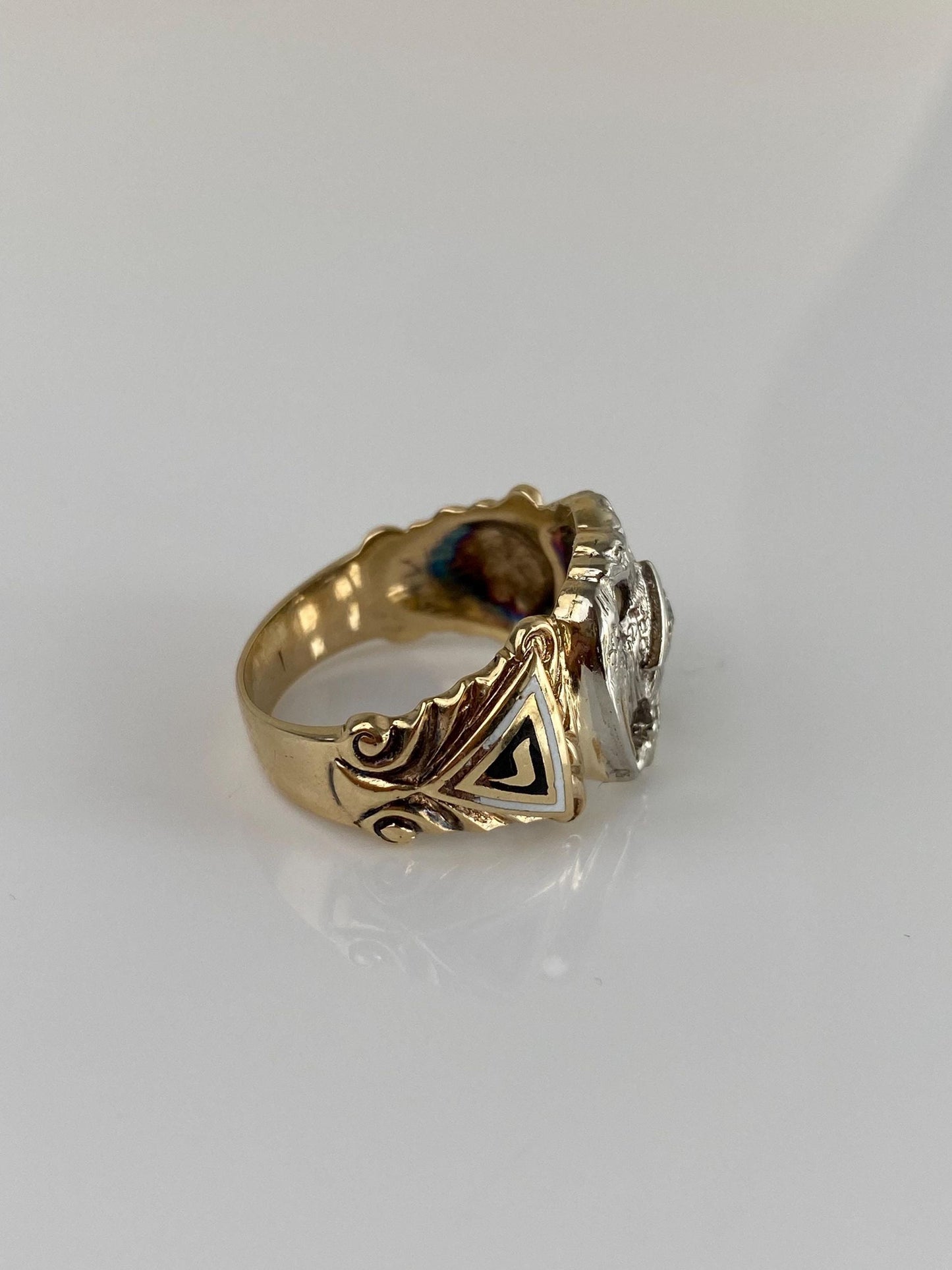 Vintage Solid 10k White & Yellow Gold Masion Diamond Enamel Double Eagle Ring Band - Size 9.25