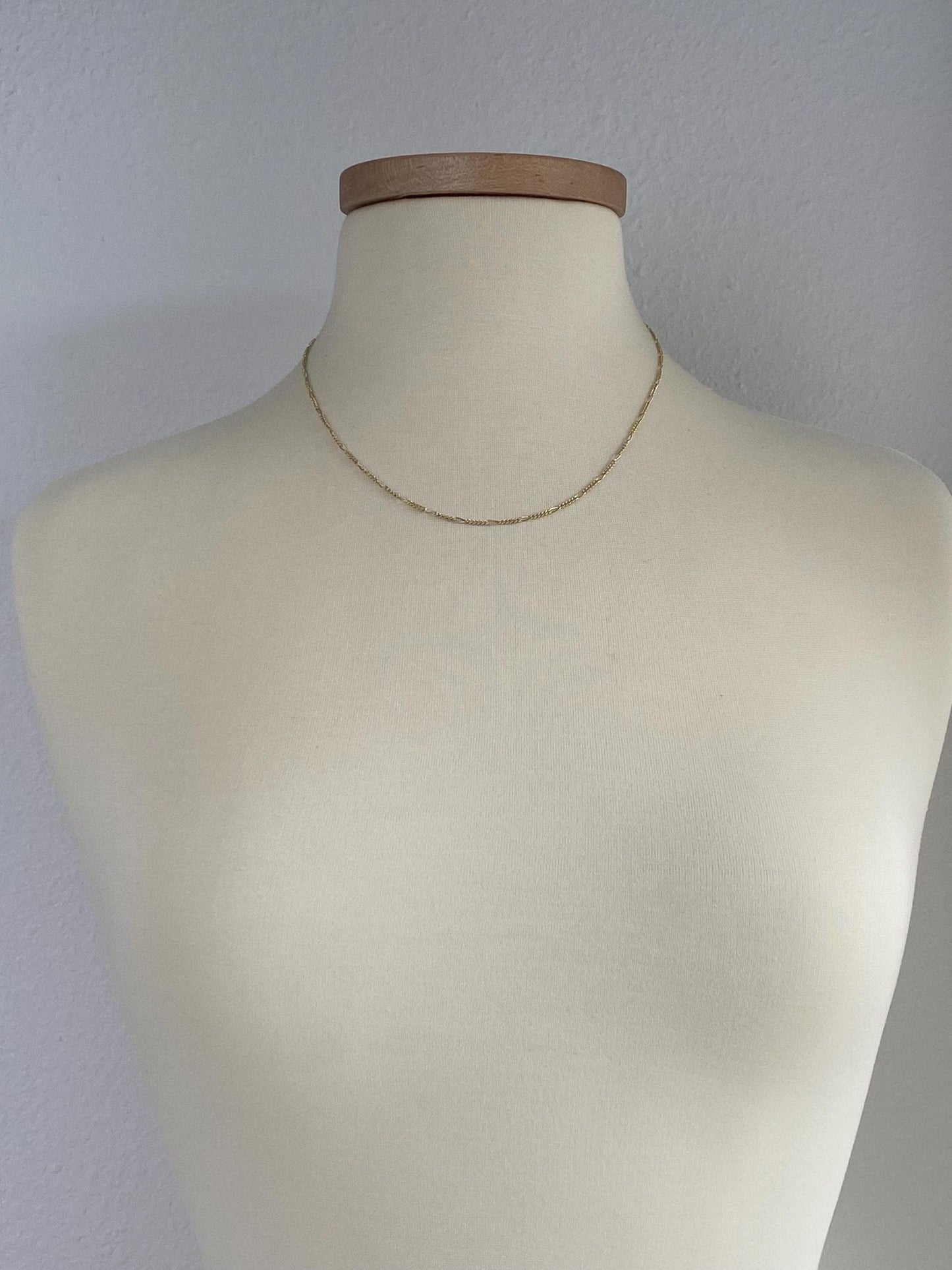 Vintage Solid 14k Yellow Gold Figaro Chain Necklace - 19 inches