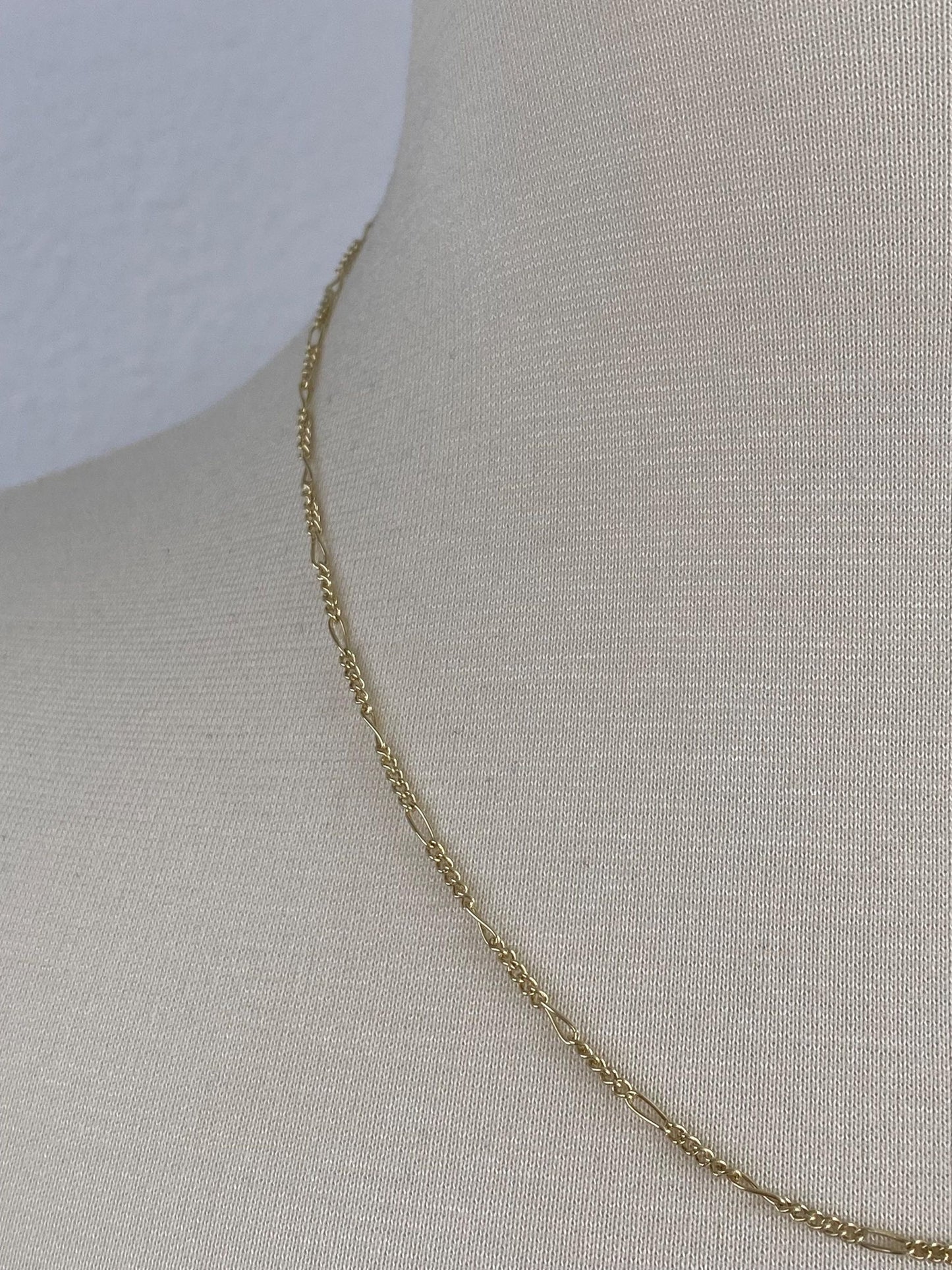Vintage Solid 14k Yellow Gold Figaro Chain Necklace - 19 inches