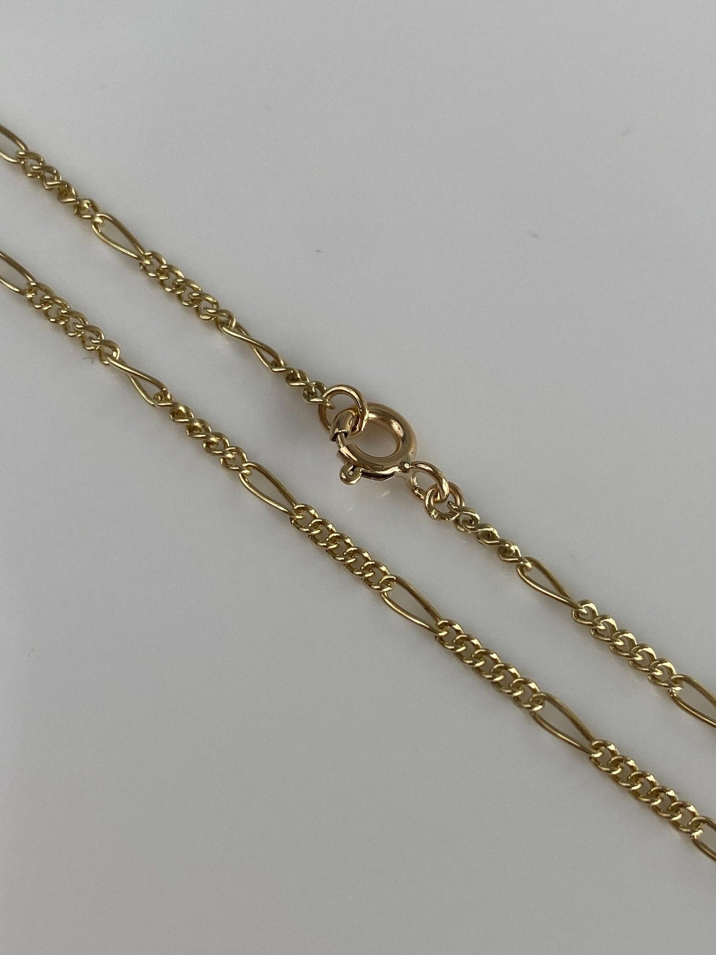 Vintage Solid 14k Yellow Gold Figaro Chain Necklace - 19 inches