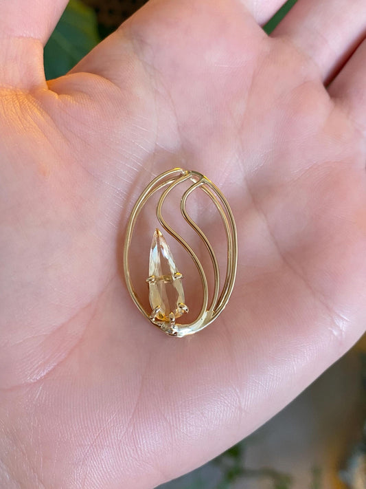 Vintage Solid 14k Yellow Gold Pale Orange Topaz Charm