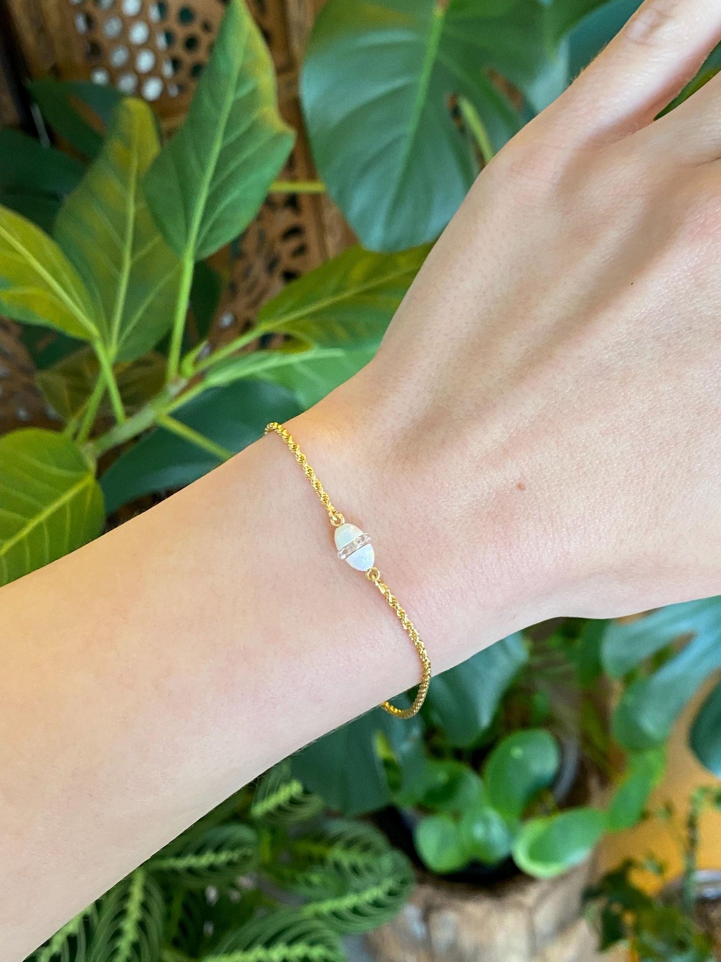 Vintage Solid 14k Yellow Gold Clear Quartz Opal Dainty Rope Chain Bracelet - 7 inches