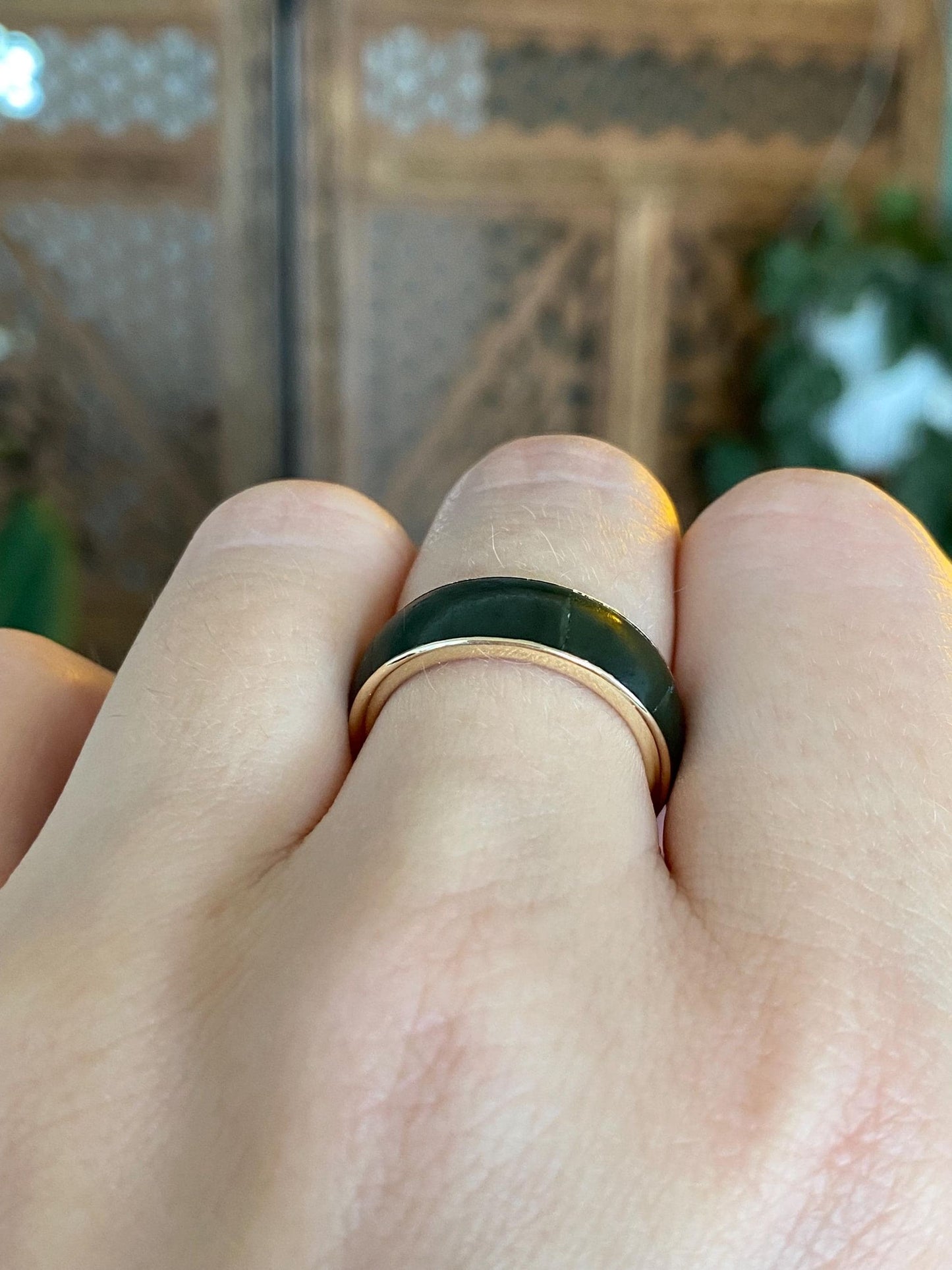 Vintage Solid 14k Yellow Gold Dark Nephrite Stone Ring Band - Size 6.5