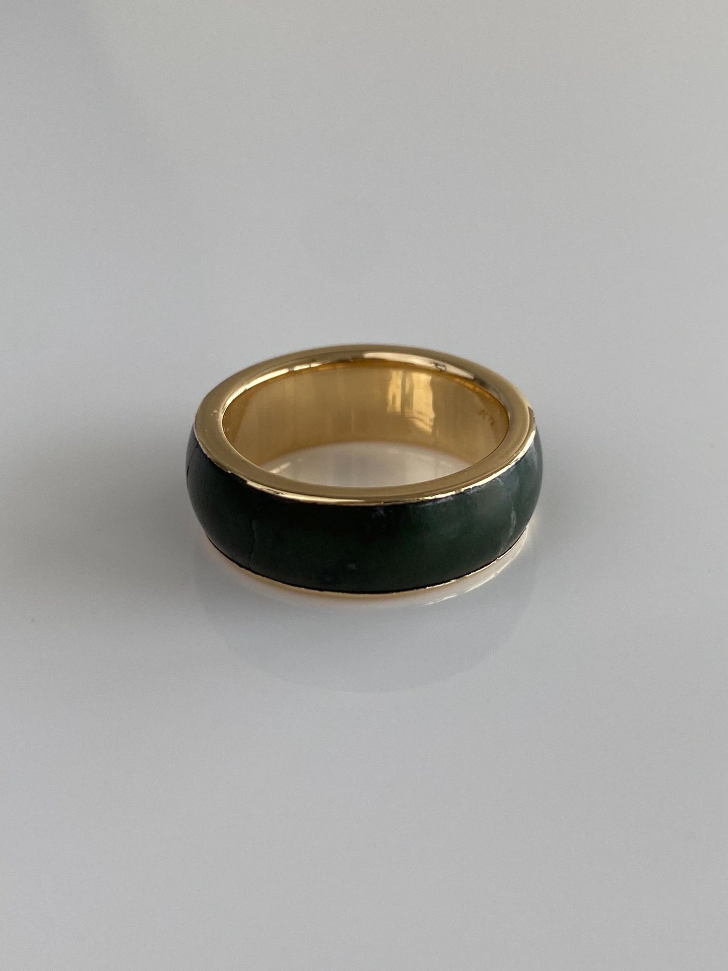 Vintage Solid 14k Yellow Gold Dark Nephrite Stone Ring Band - Size 6.5