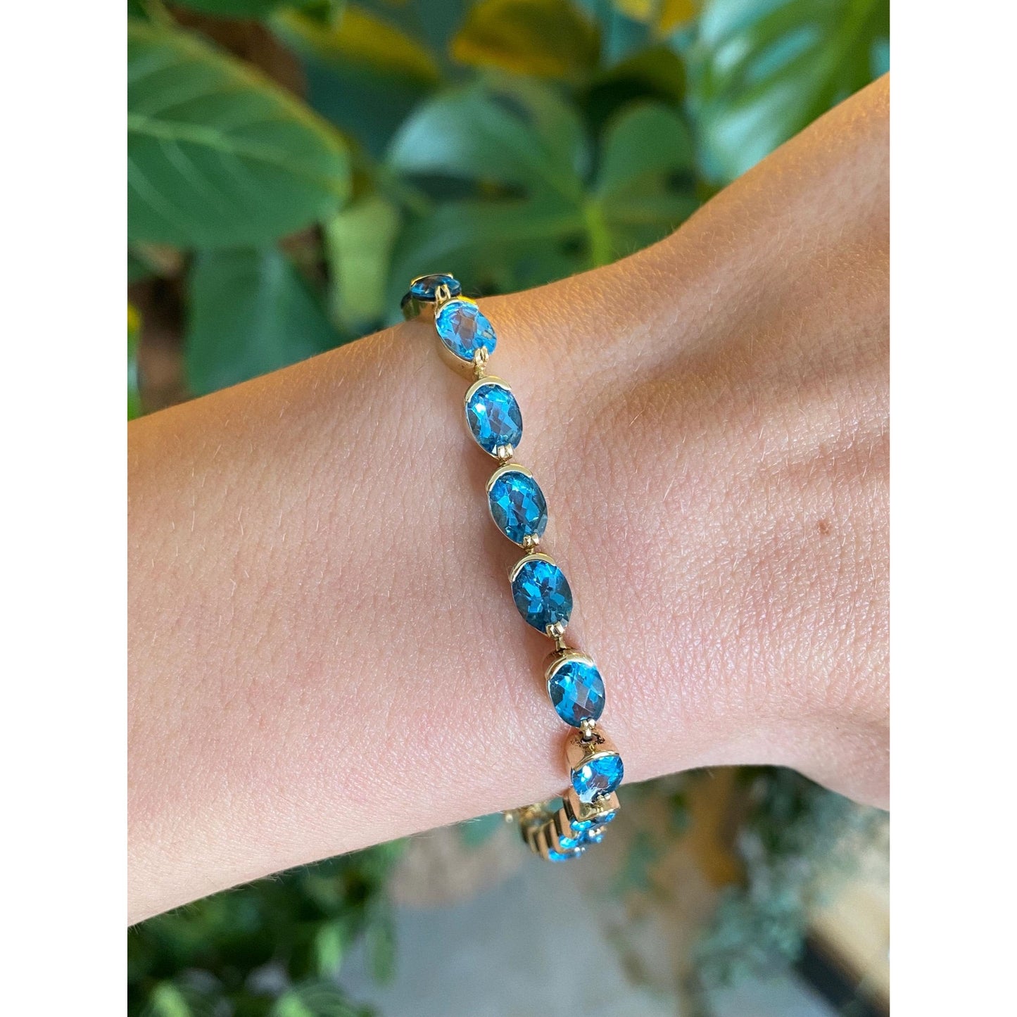 Solid 14k Yellow Gold Topaz Link Bracelet - 7.25 inches