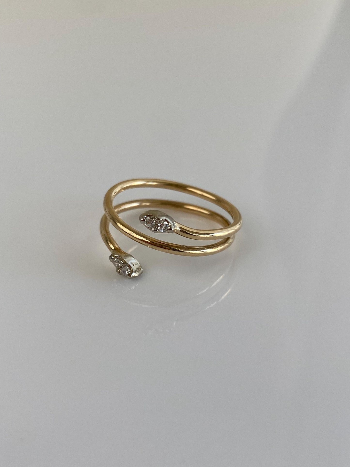 Vintage Solid 14k White & Yellow Gold Diamond Spring Ring - Size 8