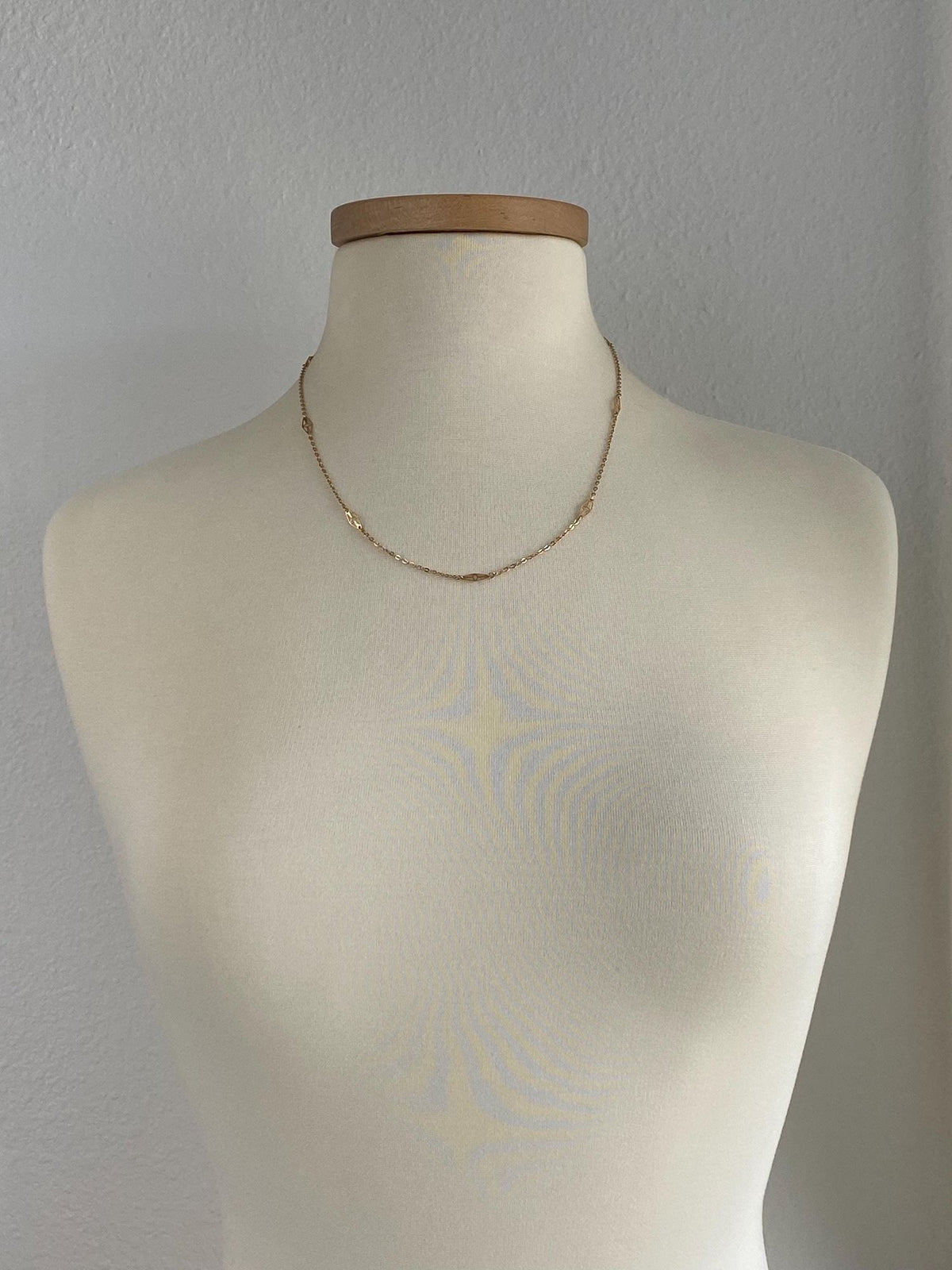 Solid 10k Yellow Gold Station Cable Chain Necklace - 20.5 inches