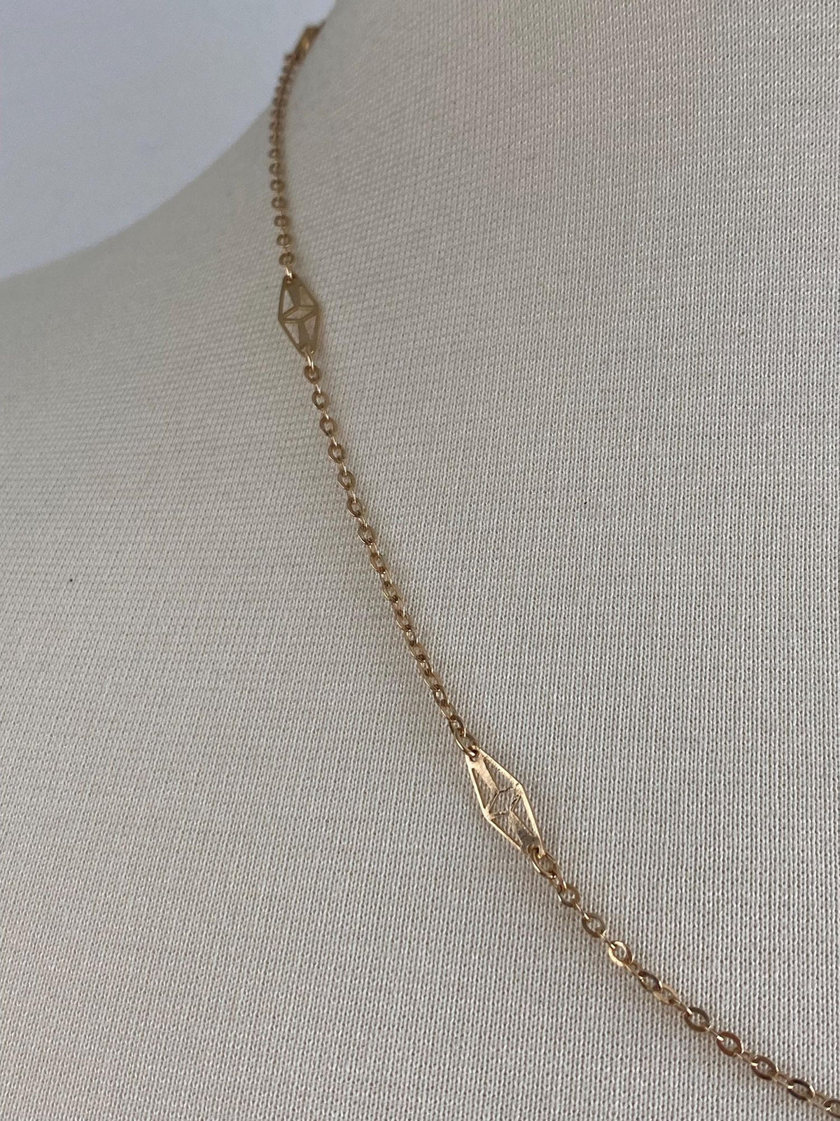 Solid 10k Yellow Gold Station Cable Chain Necklace - 20.5 inches