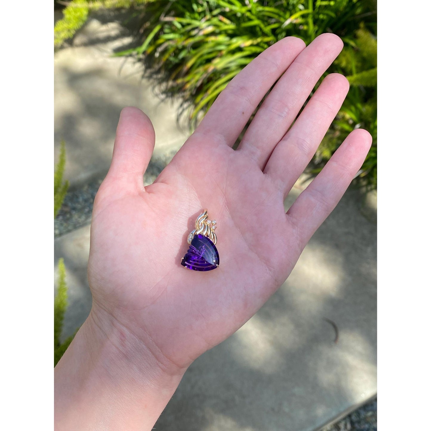 Vintage Solid 14k Yellow Gold Amethyst Clear Sapphire Charm