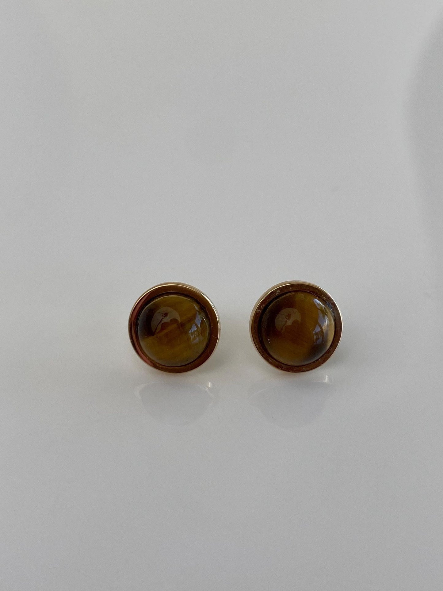 Vintage Solid 14k Yellow Gold Tigers Eye Stud Earrings