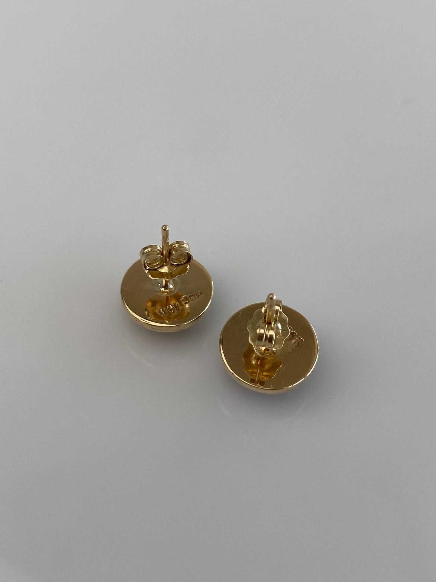 Vintage Solid 14k Yellow Gold Tigers Eye Stud Earrings