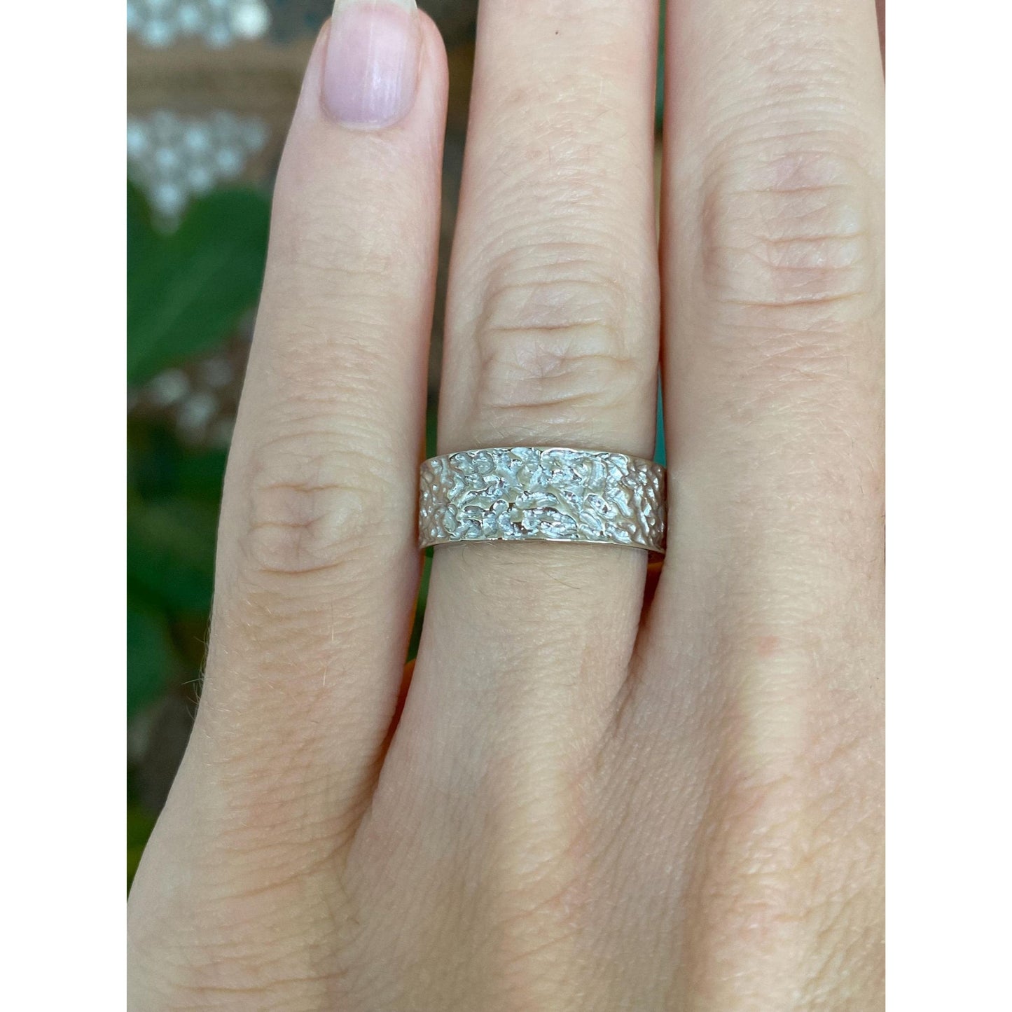 Vintage Solid 14k White Gold Textured Ring Band - Size 5.5