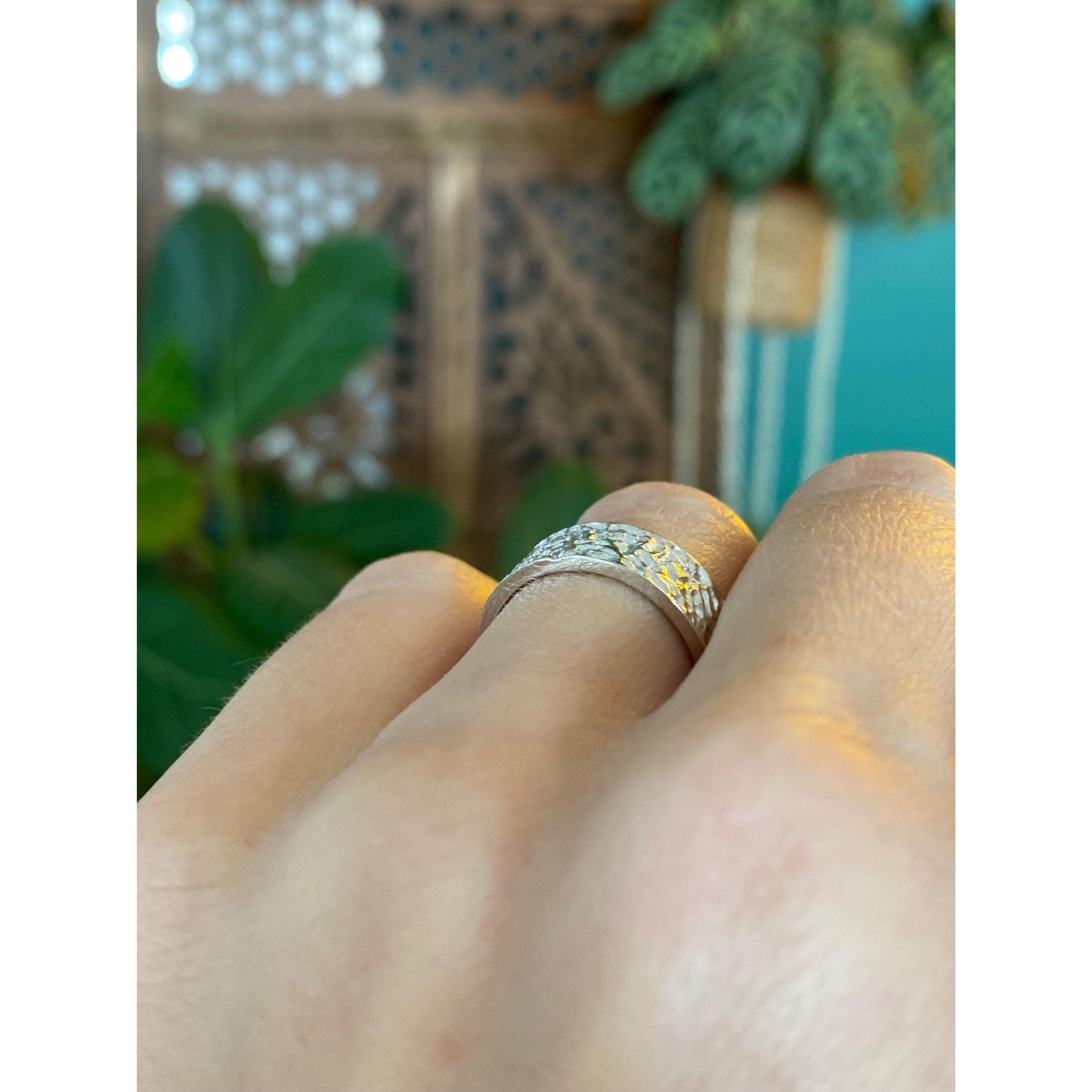 Vintage Solid 14k White Gold Textured Ring Band - Size 5.5