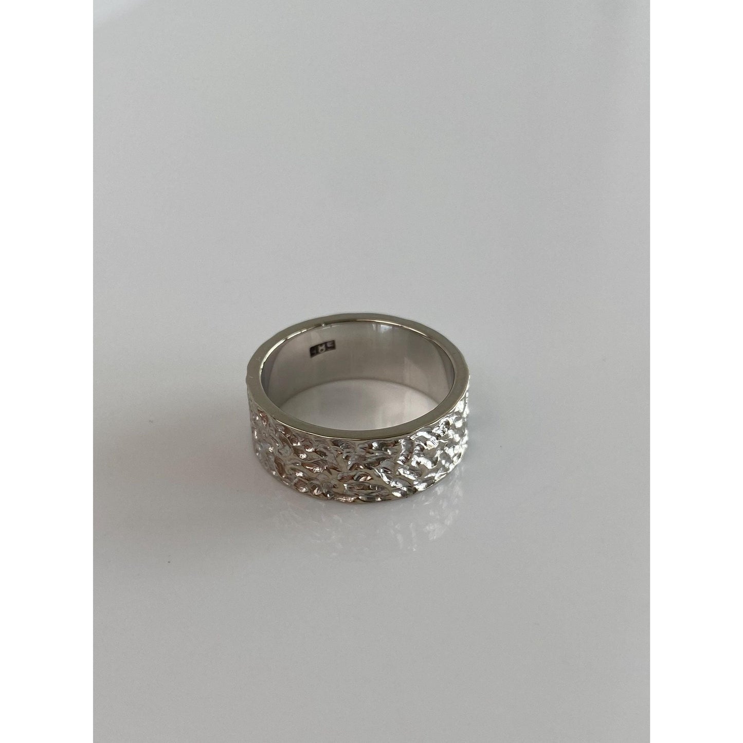 Vintage Solid 14k White Gold Textured Ring Band - Size 5.5