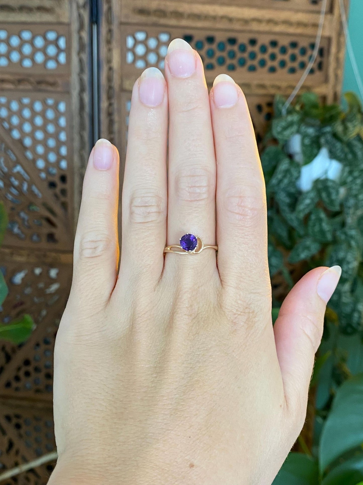 Vintage Solid 14k Yellow Gold Amethyst Ring - Size 8