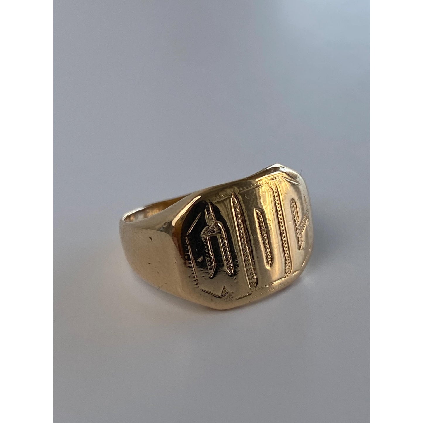 Vintage Solid 10k Yellow Gold Monogram 'WDC' Signet Ring - Size 2.75