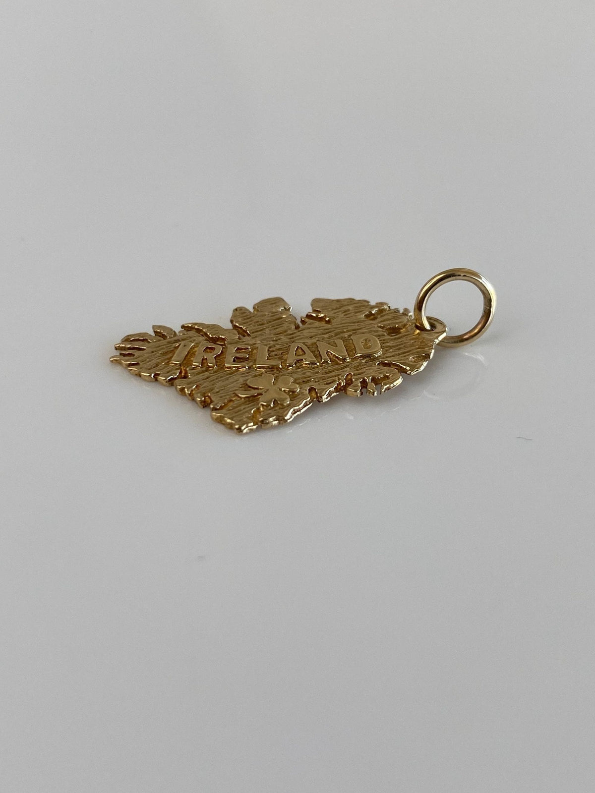Vintage Solid 9k Yellow Gold Ireland Charm