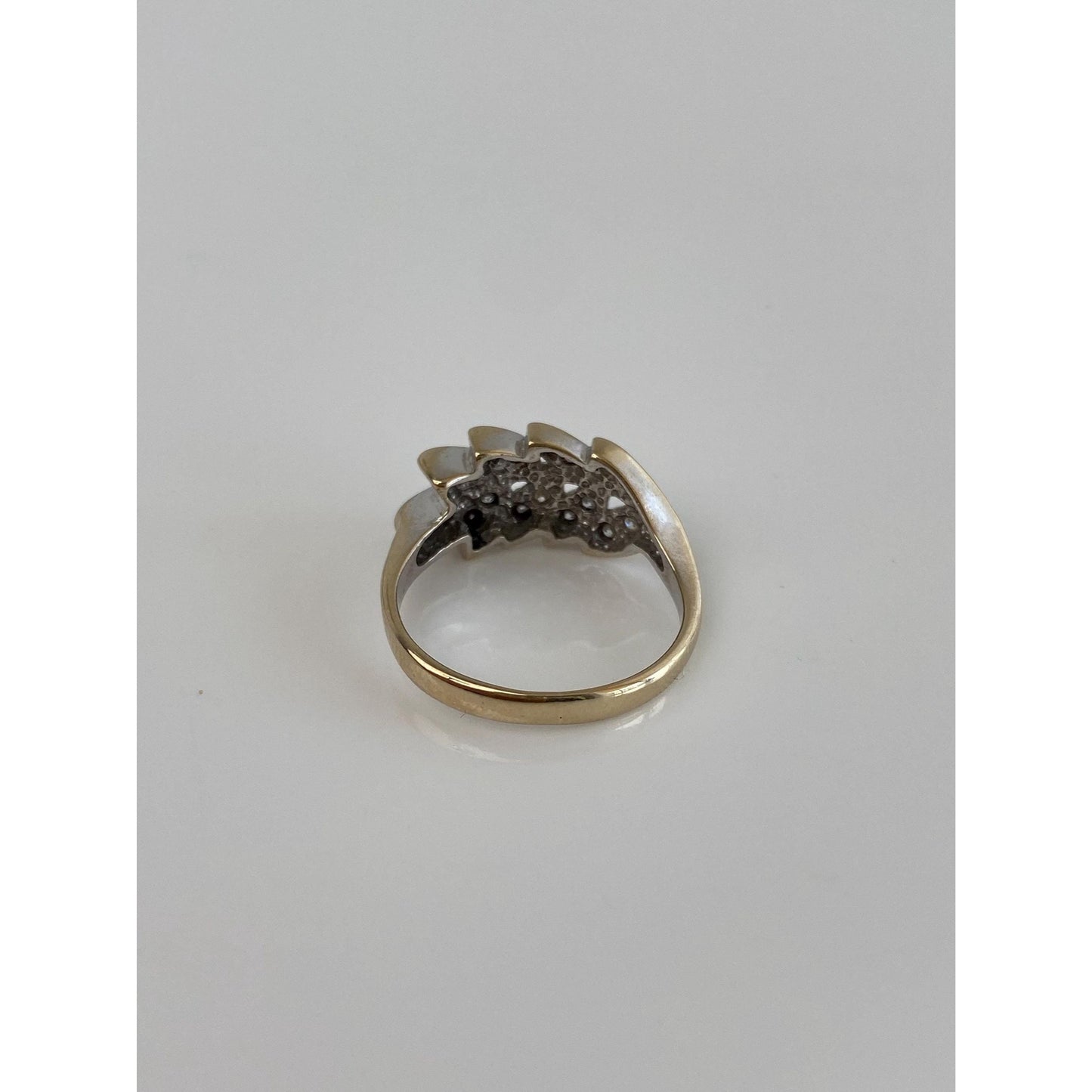 Vintage Solid 14k White & Yellow Gold Cubic Zirconia Wheat Ring - Size 6.75