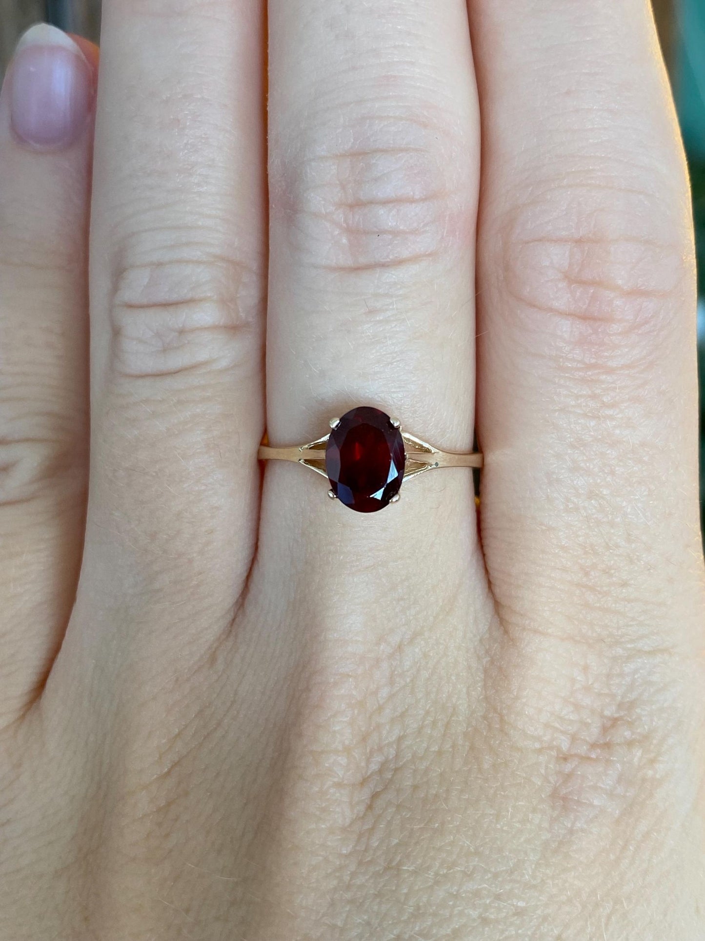 Vintage Solid 10k Yellow Gold Garnet Ring - Size 7.75
