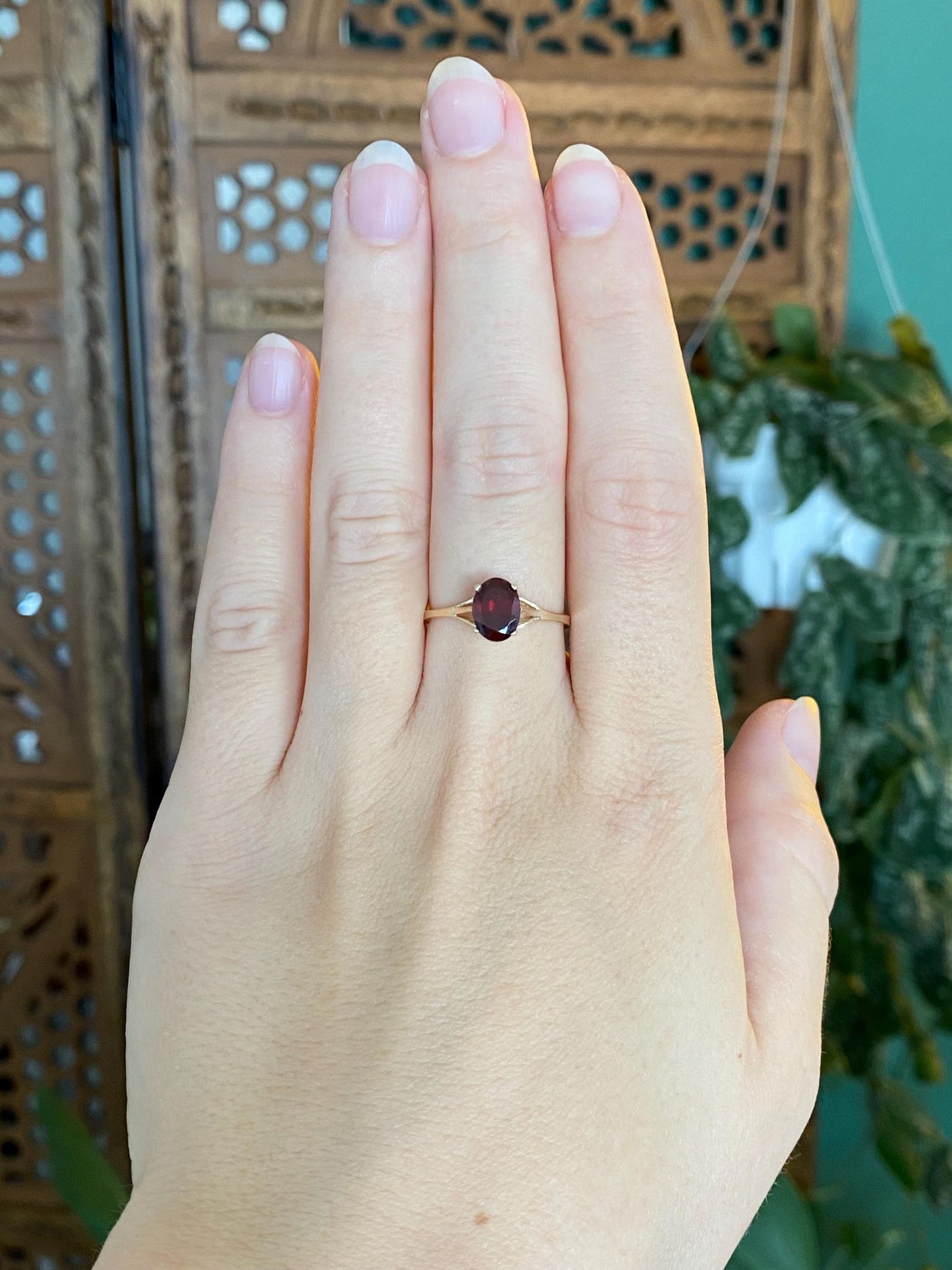 Vintage Solid 10k Yellow Gold Garnet Ring - Size 7.75
