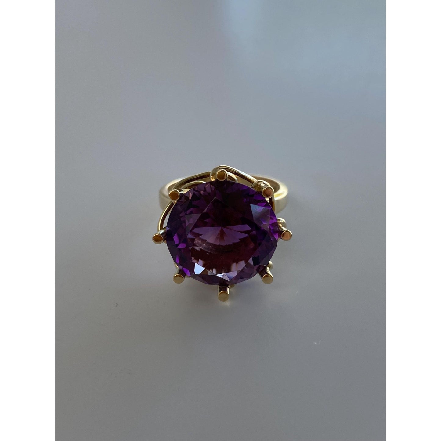 Vintage Solid 14k Yellow Gold Large Amethyst Cocktail Ring - Size 8-8.25