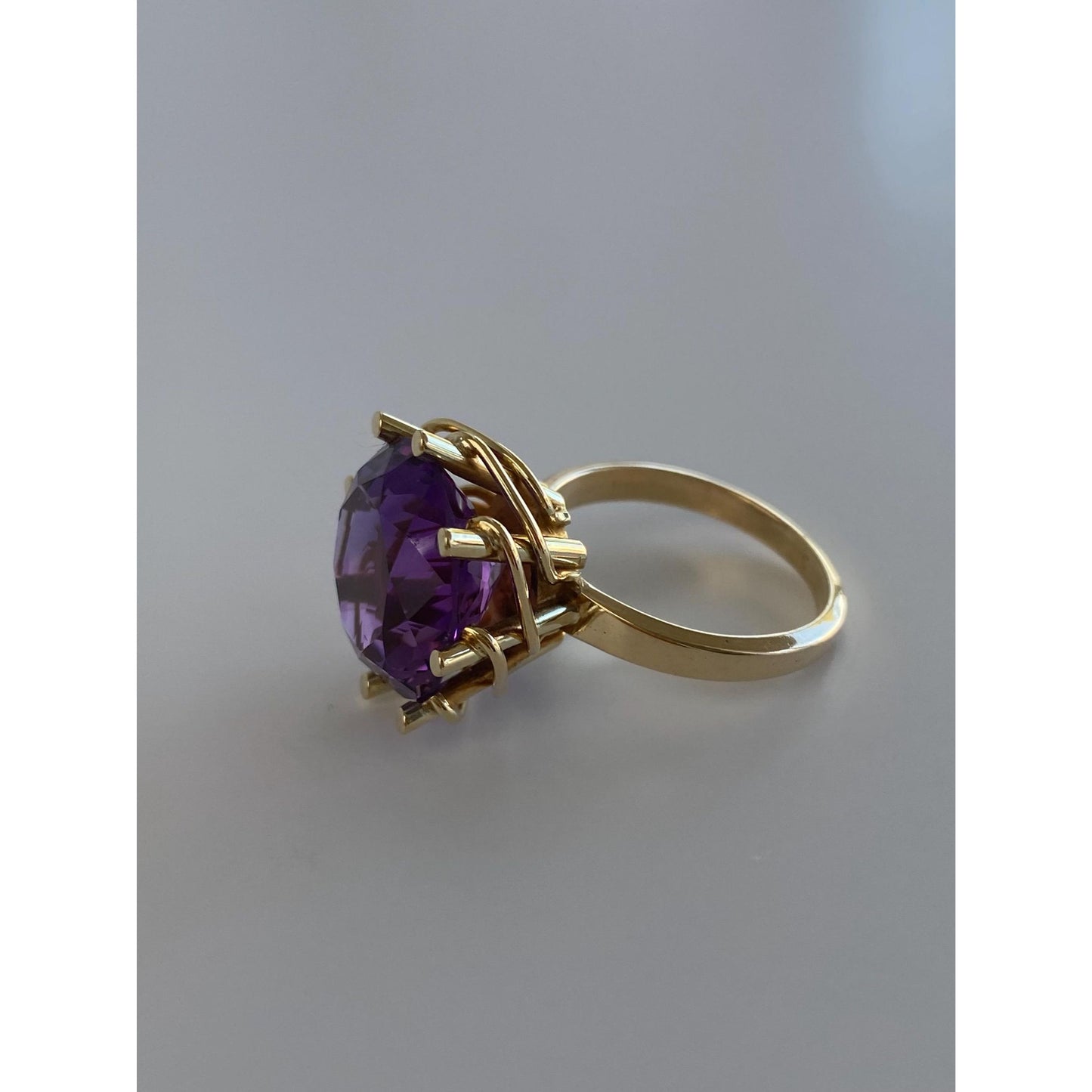 Vintage Solid 14k Yellow Gold Large Amethyst Cocktail Ring - Size 8-8.25