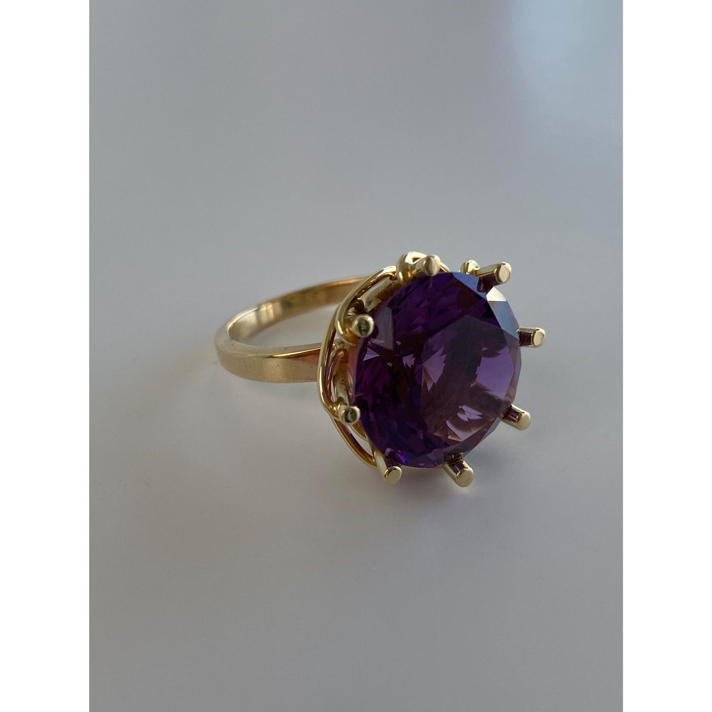 Vintage Solid 14k Yellow Gold Large Amethyst Cocktail Ring - Size 8-8.25