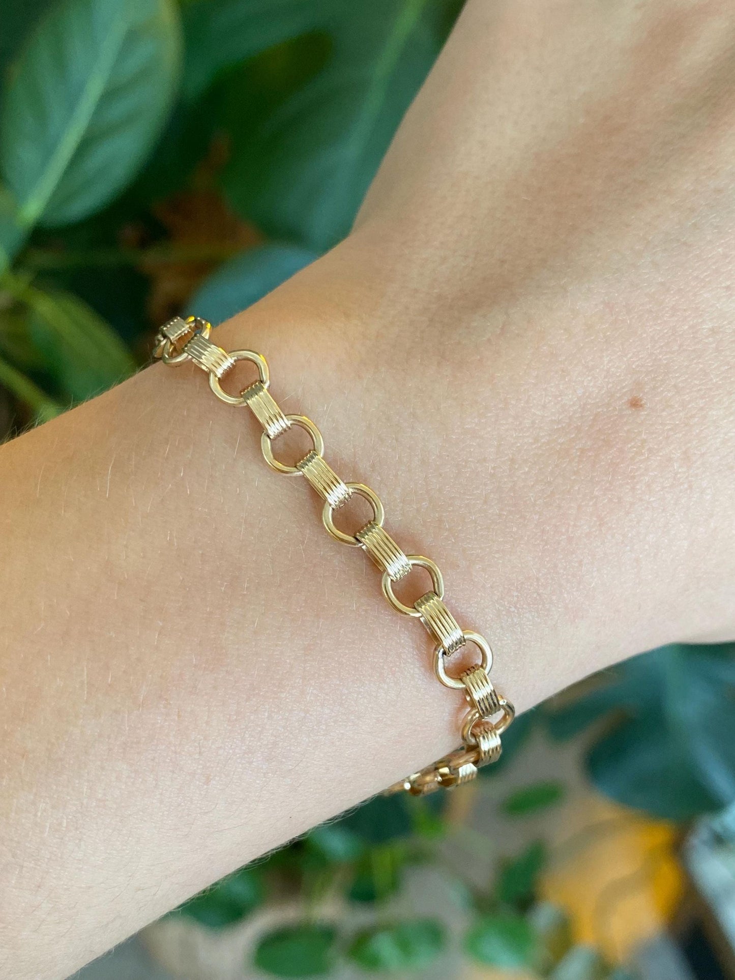 Vintage Solid 14k Yellow Gold Circle Lined Link Bracelet - 7 inches