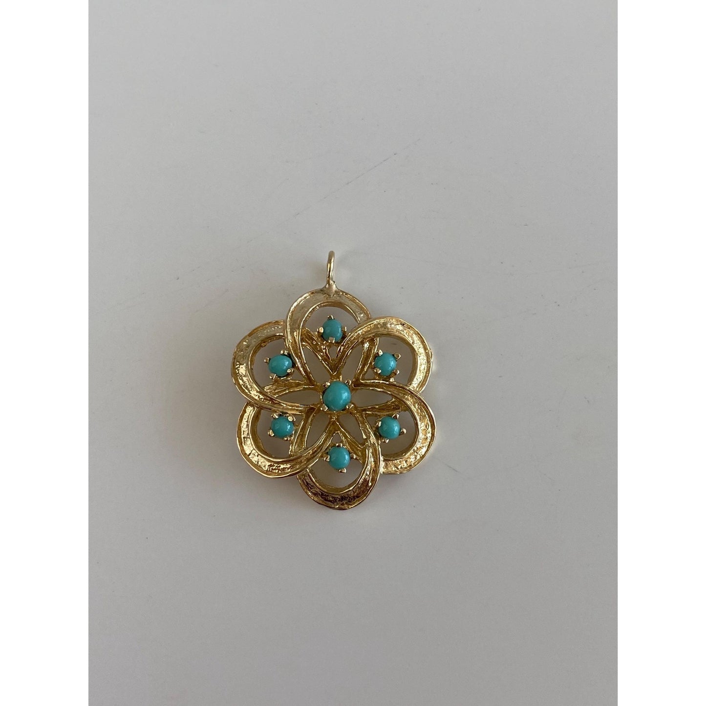 Vintage Solid 14k Yellow Gold Turquoise Knot Charm