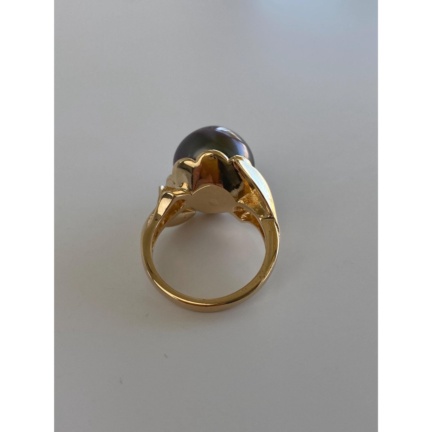 Vintage Solid 14k Yellow Gold Mabe Pearl Ring - Size 6