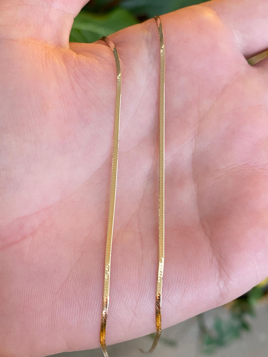 Vintage Solid 14k Yellow Gold Slim Flat Chain Necklace - 18 inches