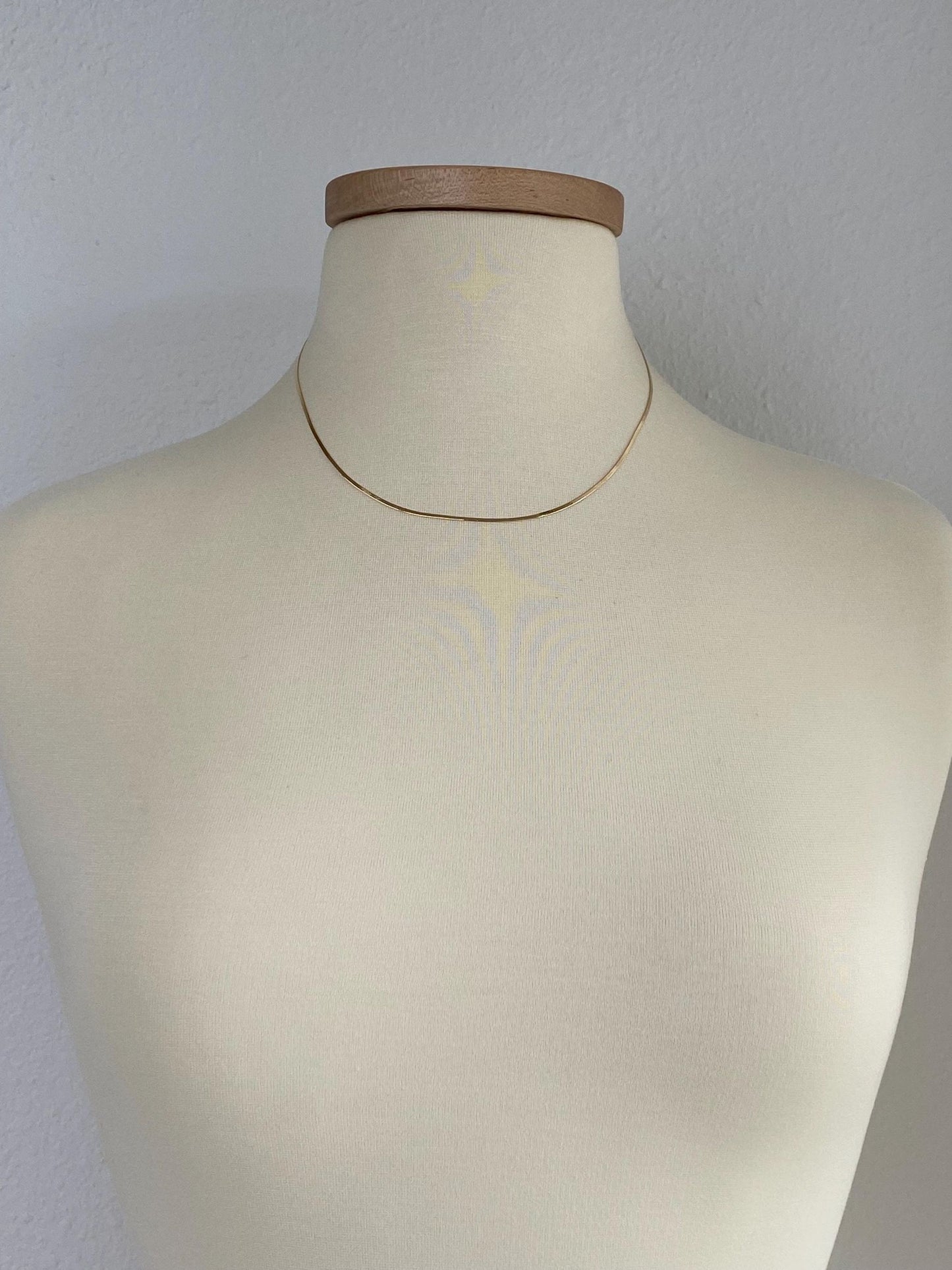 Vintage Solid 14k Yellow Gold Slim Flat Chain Necklace - 18 inches