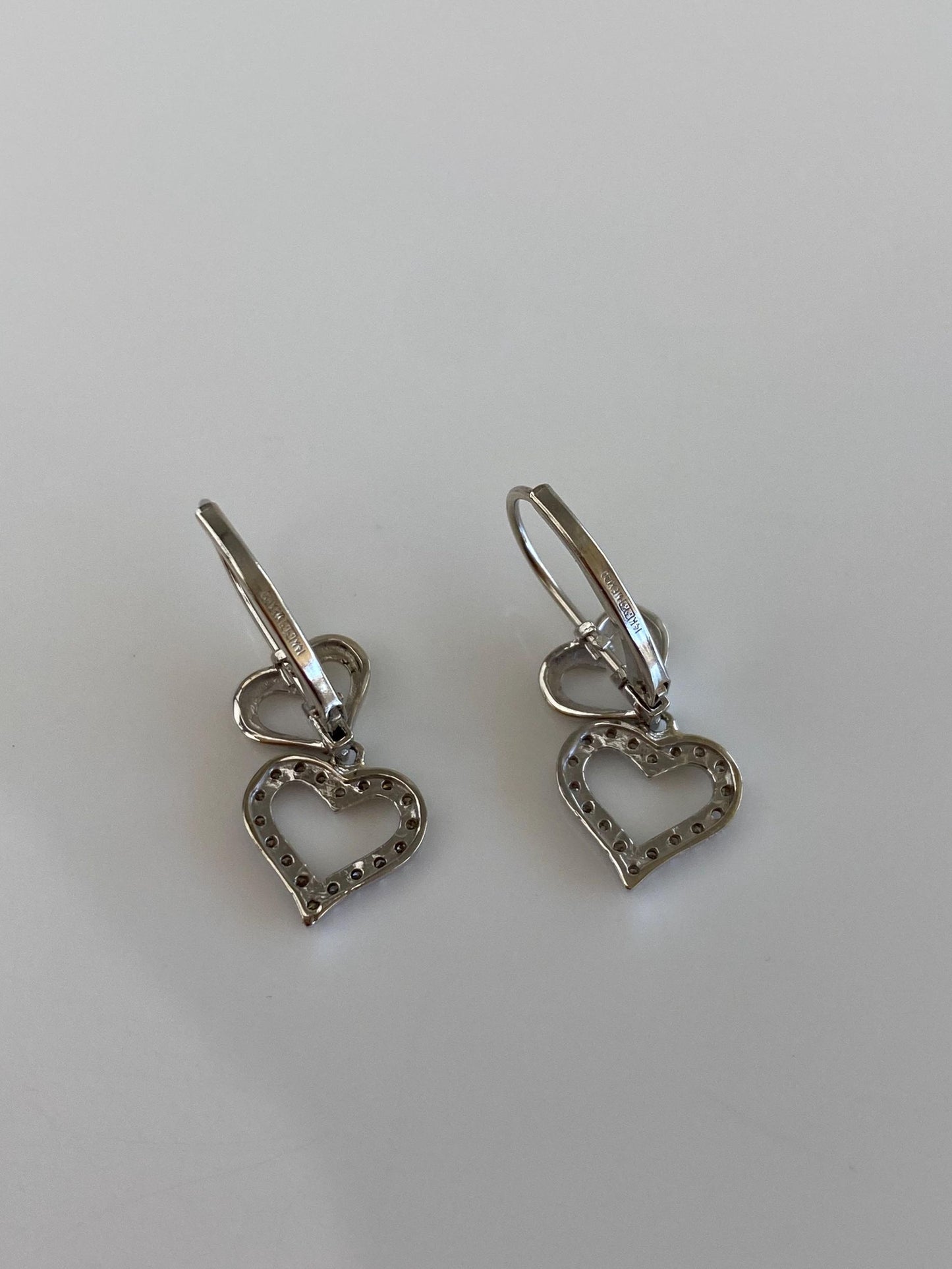 Vintage Solid 14k White Gold Clear Sapphire Heart Dangle Earrings