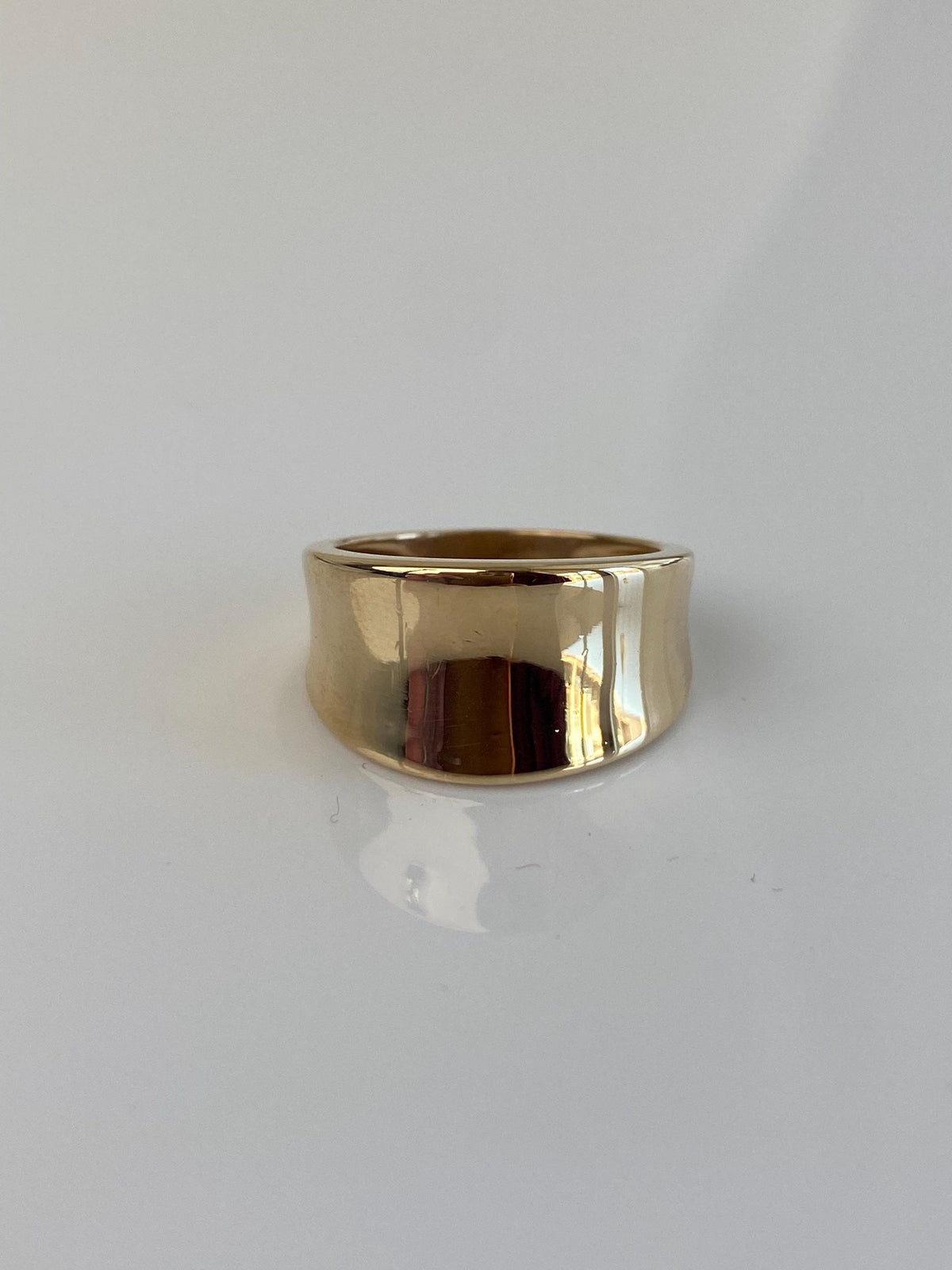 Vintage Solid 10k Yellow Gold Tapered Ring Band - Size 6.25