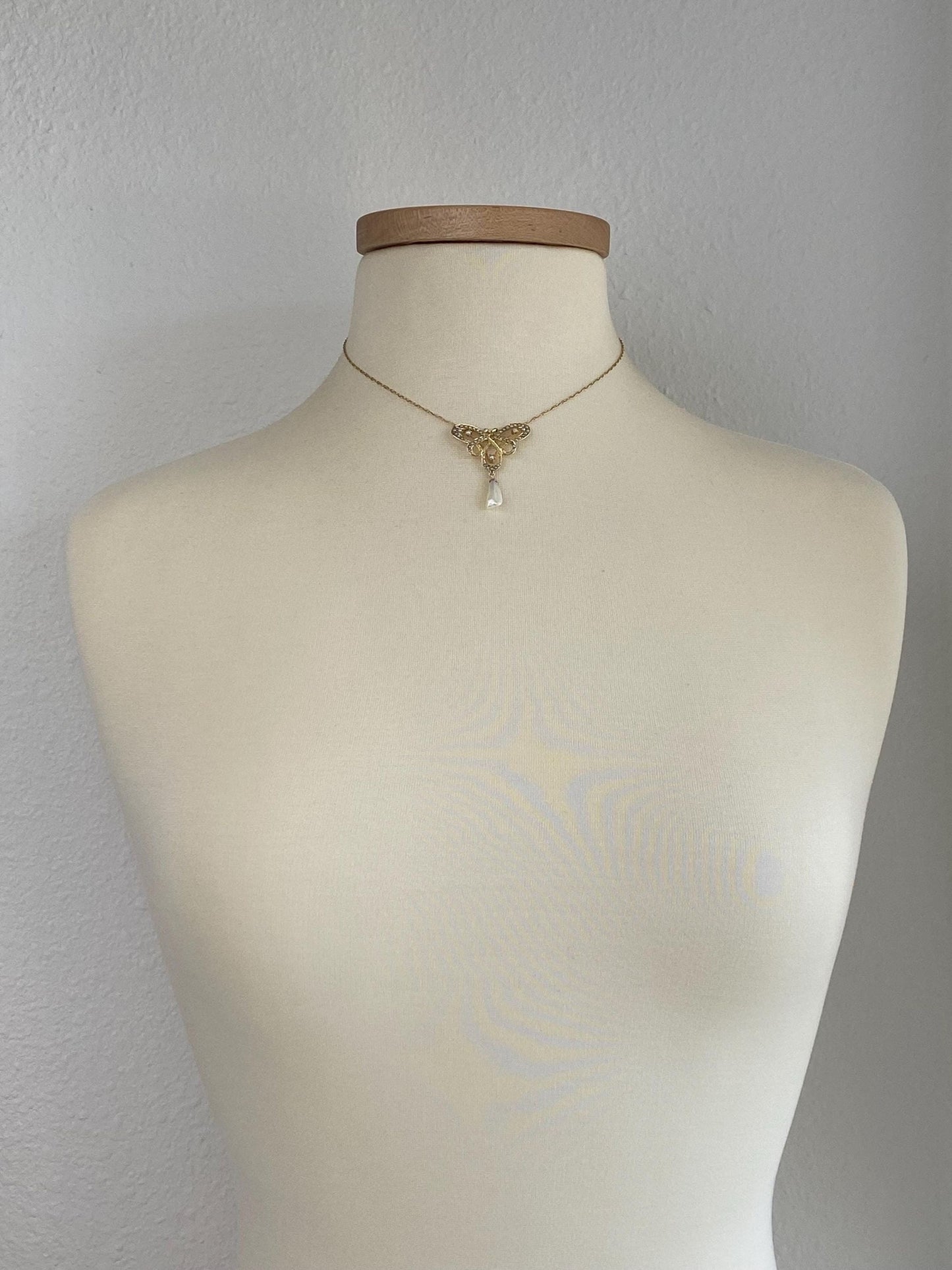 Vintage Solid 14k Yellow Gold Seed Pearls Freeform Pearl Butterfly Cable Chain Necklace - 15.75 inches
