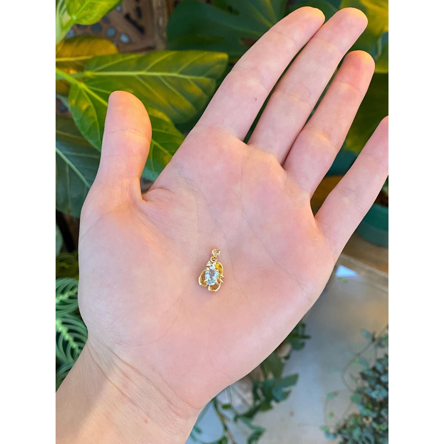 Vintage Solid 14k Yellow Gold Diamond Topaz Charm
